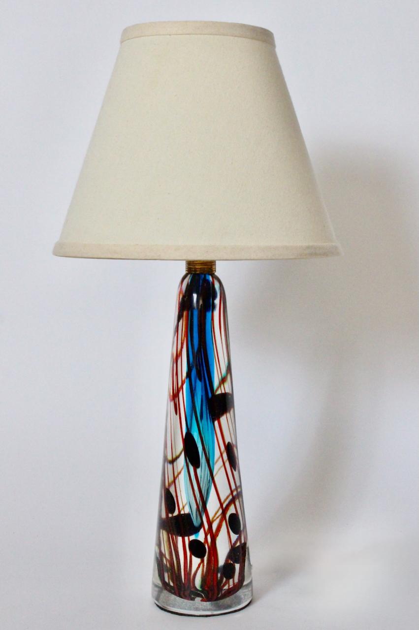 Fulvio Bianconi Style Murano Glass Table Lamp with Blue & Burgundy Ribbons In Good Condition For Sale In Bainbridge, NY