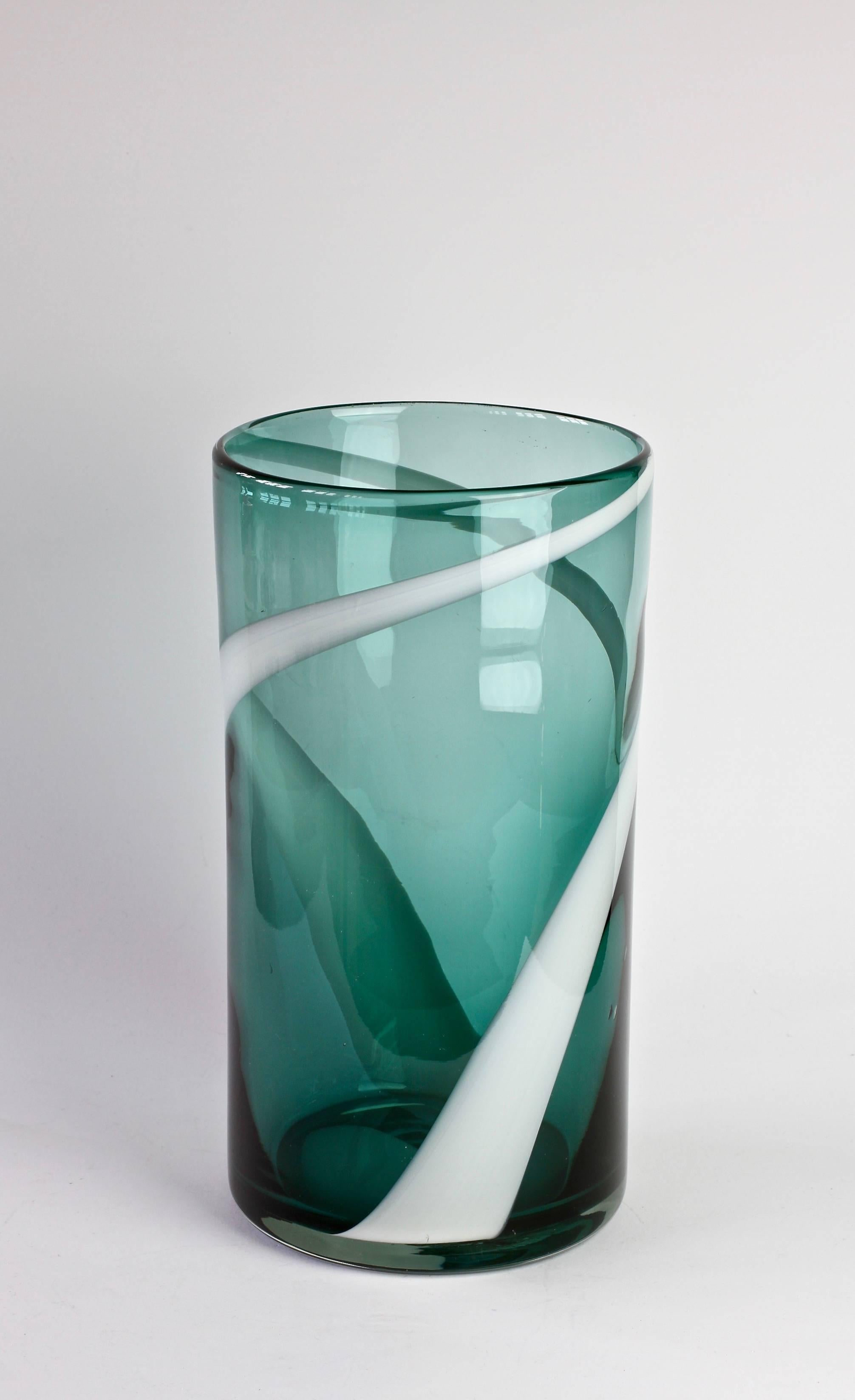 Fulvio Bianconi Style Murano Glass Vase White Striped over Petrol Green, Italy 5