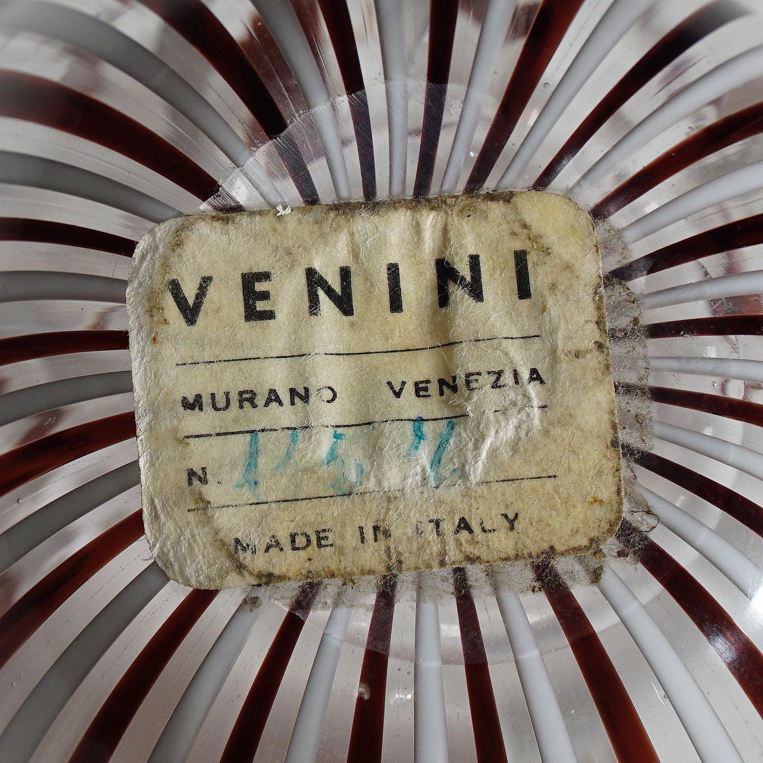 Italian Fulvio Bianconi Vase 'Fazzoletto' in White and Amethyst Glass, Venini circa 1950