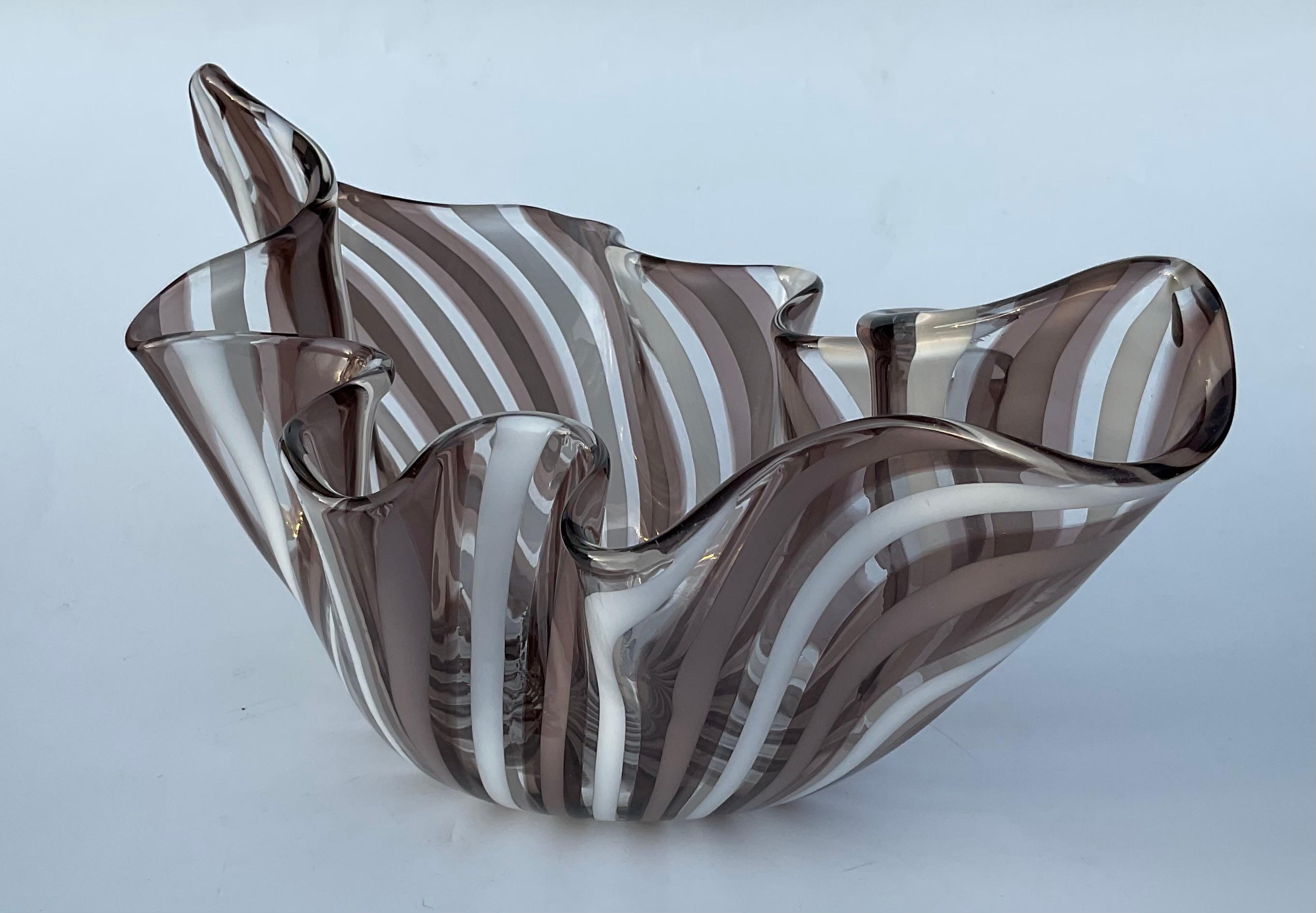 Italian Fulvio Bianconi Venini 1950’s LARGE Striped Murano Handkerchief vase Signed  For Sale