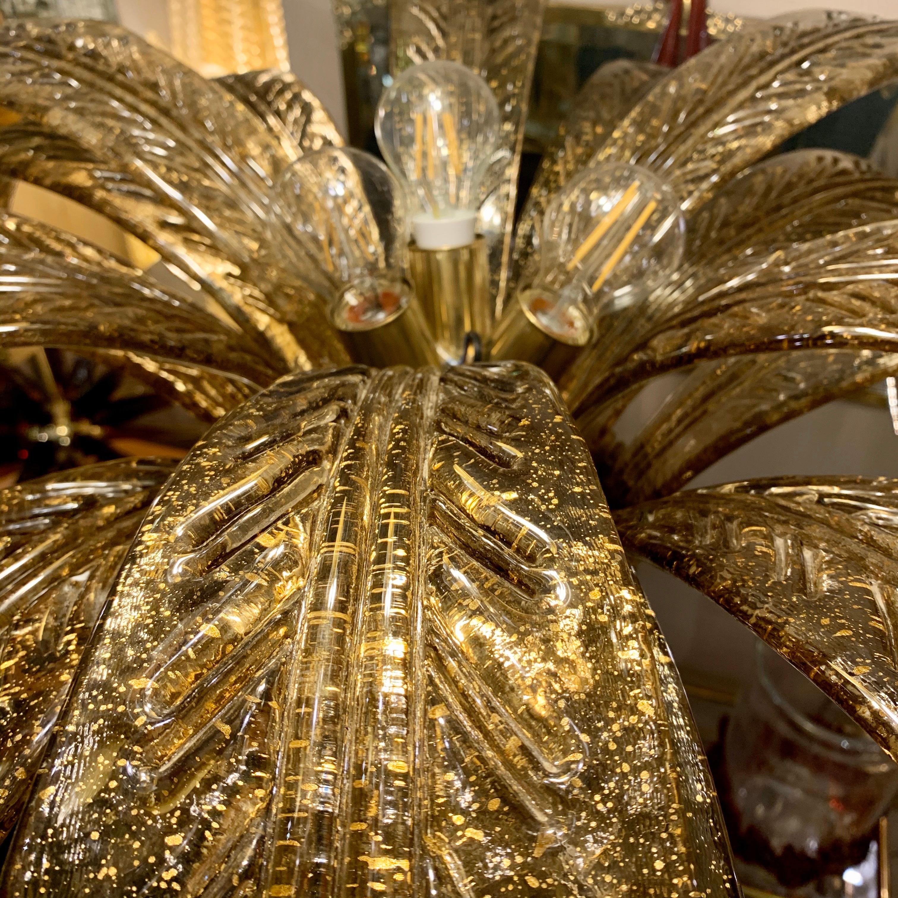 Fumè and Gold Murano Glass Palm Tree Floor Lamp, Brass Fittings, 1970s In Excellent Condition In Florence, IT