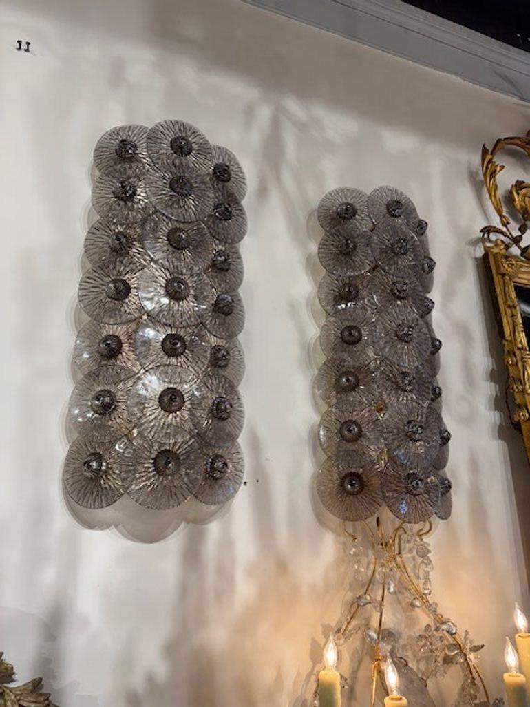 Appliques à disque de fumée Bon état - En vente à Dallas, TX
