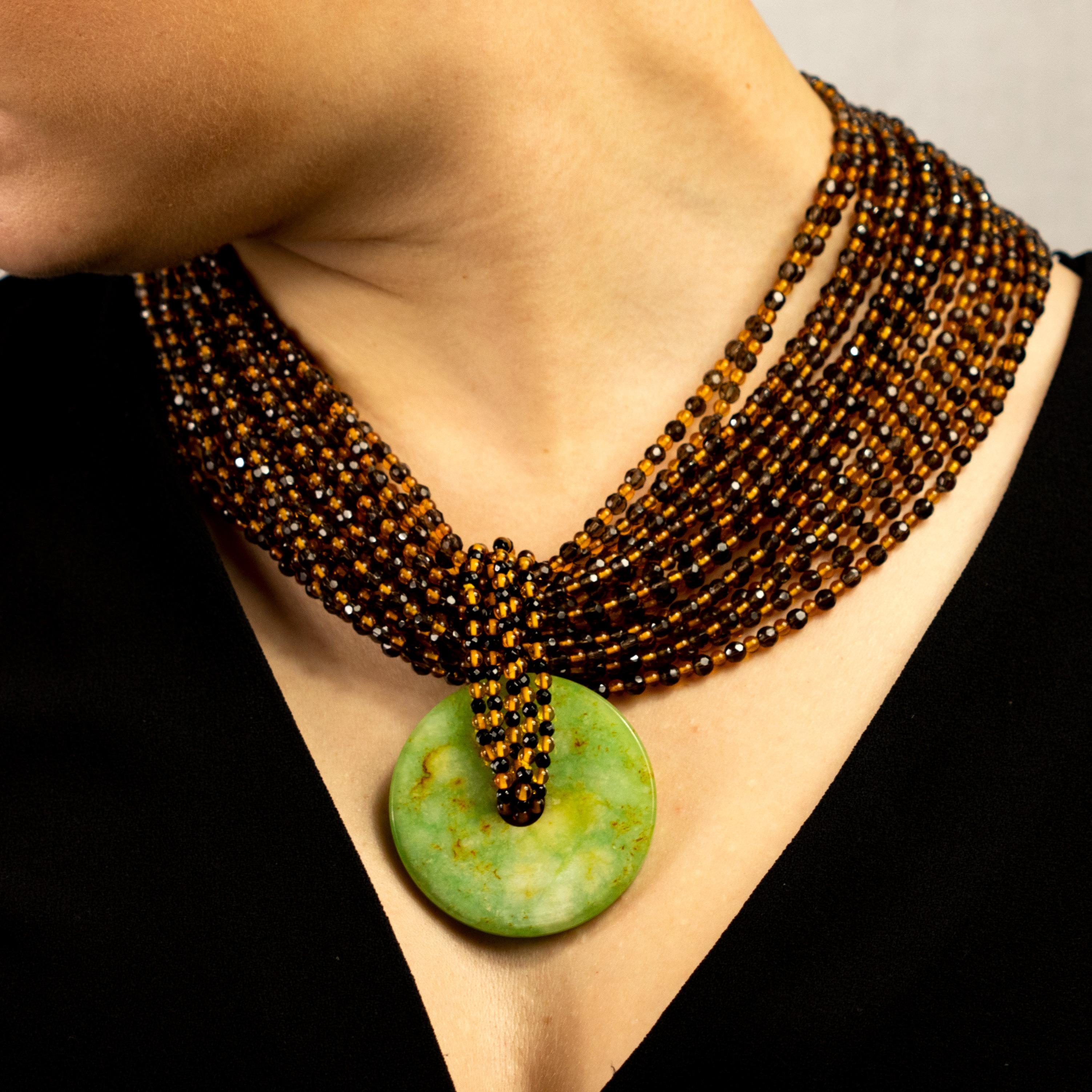 Moderno Ciondolo di quarzo ambra ciambella di giada 925 Argento dorato Collana a girocollo con perline in vendita