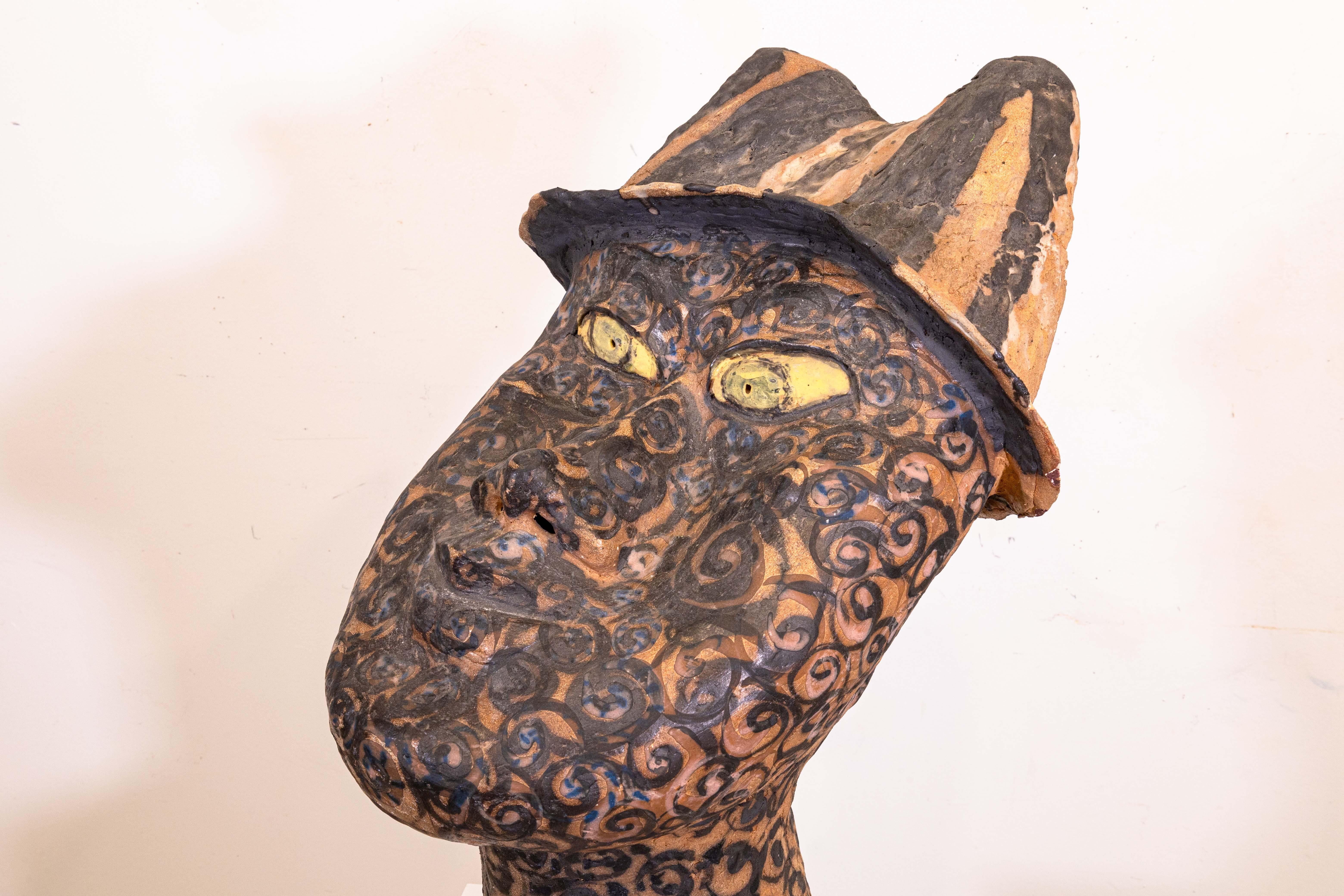 Coppia di sculture in ceramica con testa asiatica dipinta a mano firmata da Fumio Takasugi in vendita 4