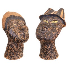 Paire de sculptures modernes en céramique de têtes d'Asie peintes à la main et signées Fumio Takasugi