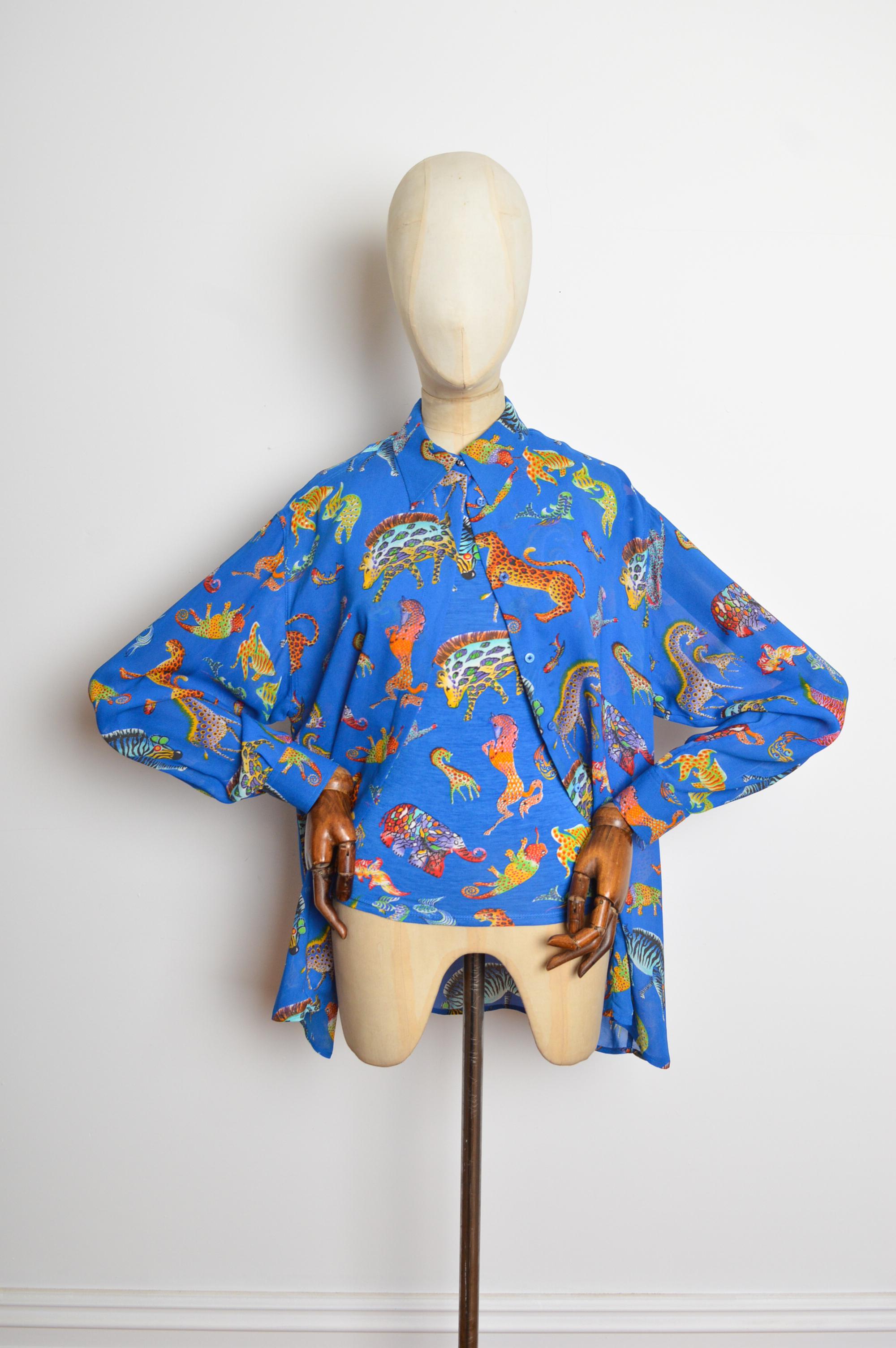 Fun 1990's Gianni Versace Bunte Tier Cartoon Shirt & Tank Top Set Damen im Angebot