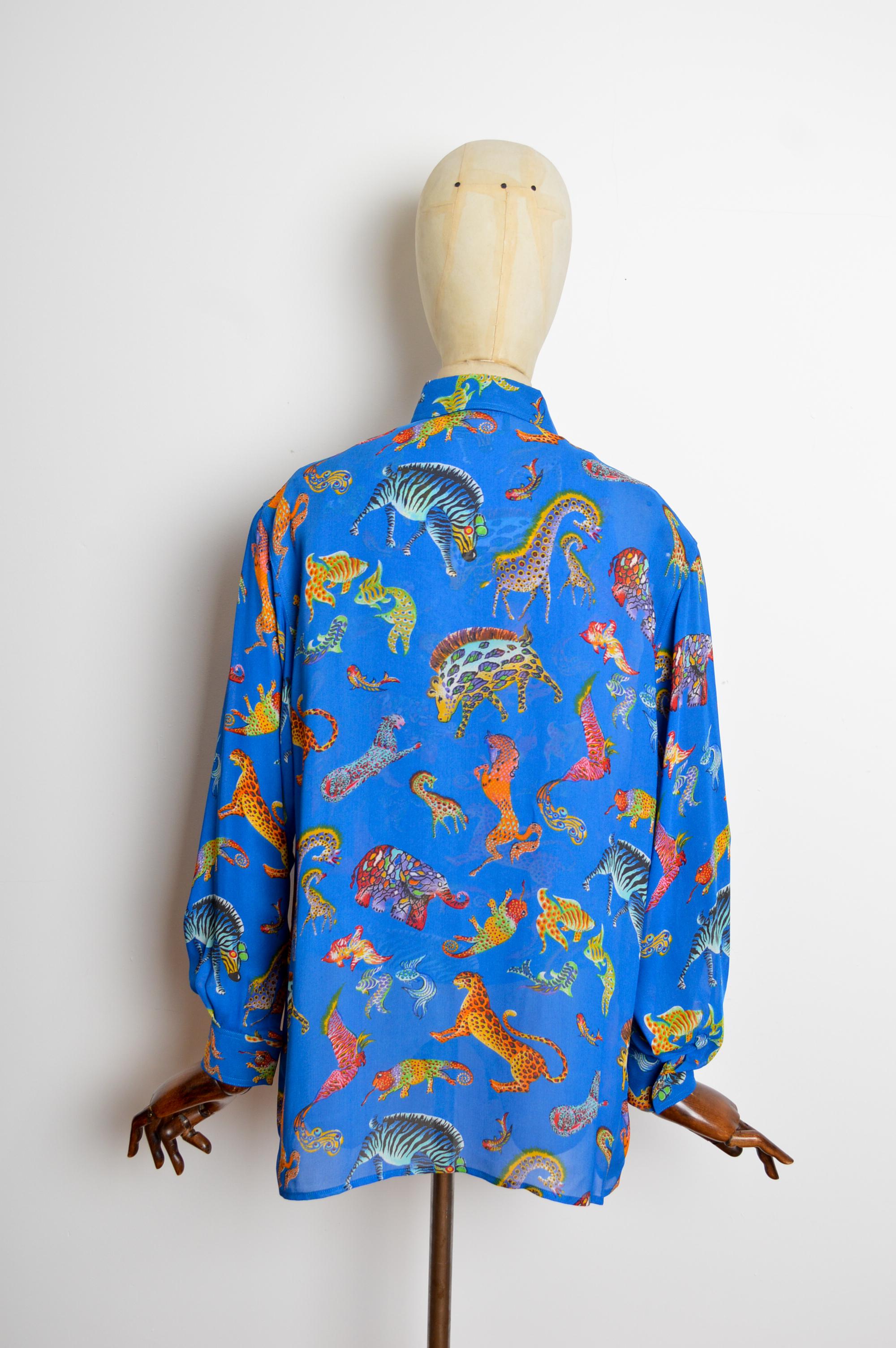 Fun 1990's Gianni Versace Bunte Tier Cartoon Shirt & Tank Top Set im Angebot 4