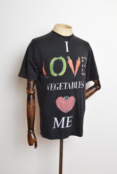 Fun 90's Vintage MOSCHINO I love Vegetables Print T Shirt