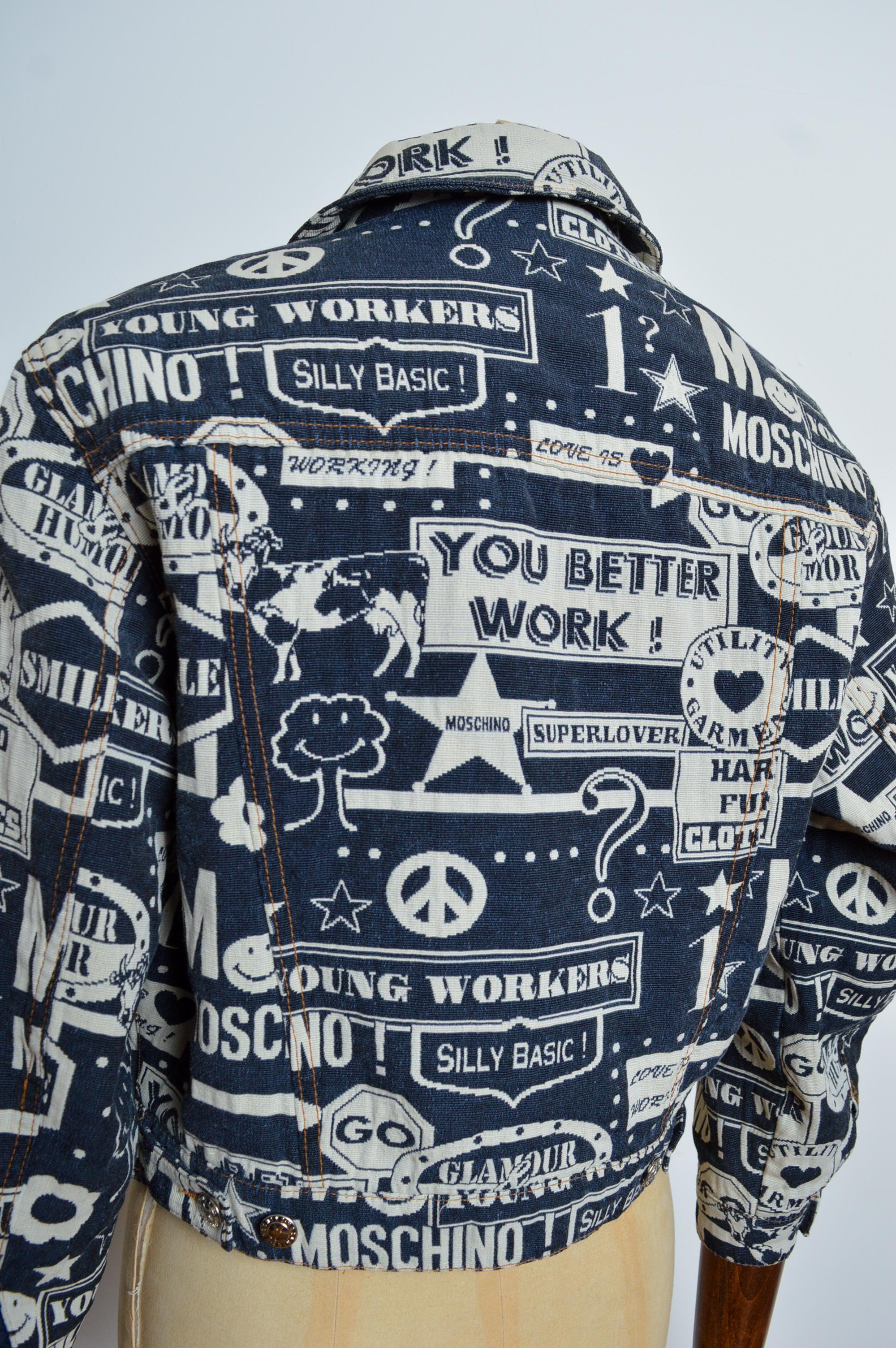 Divertente Moschino, giacca in denim anni '90 con motivo di arazzo intrecciato - Navy in vendita 9