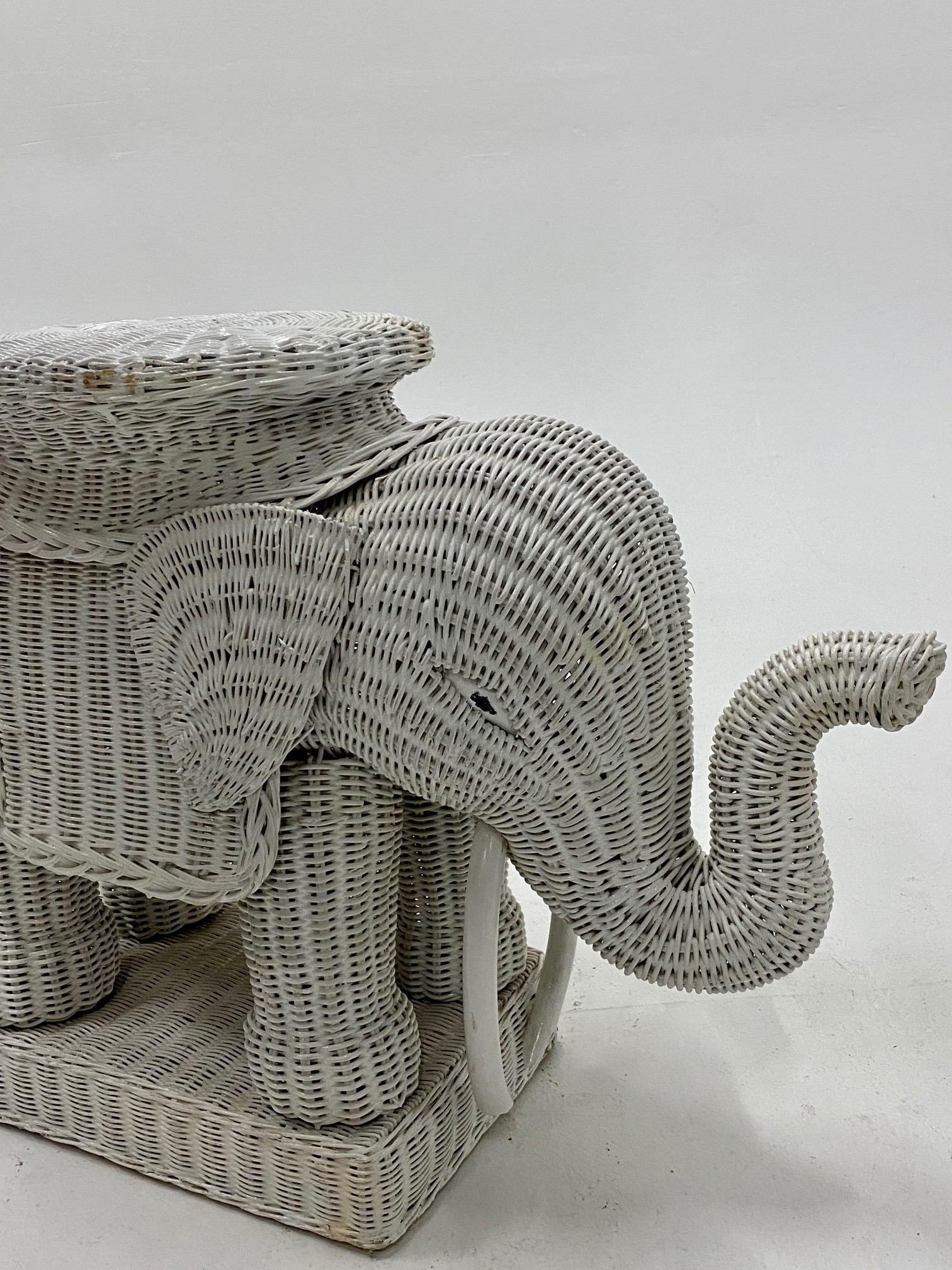 Fun Vintage Wicker and Rattan Elephant End Table In Good Condition In Hopewell, NJ
