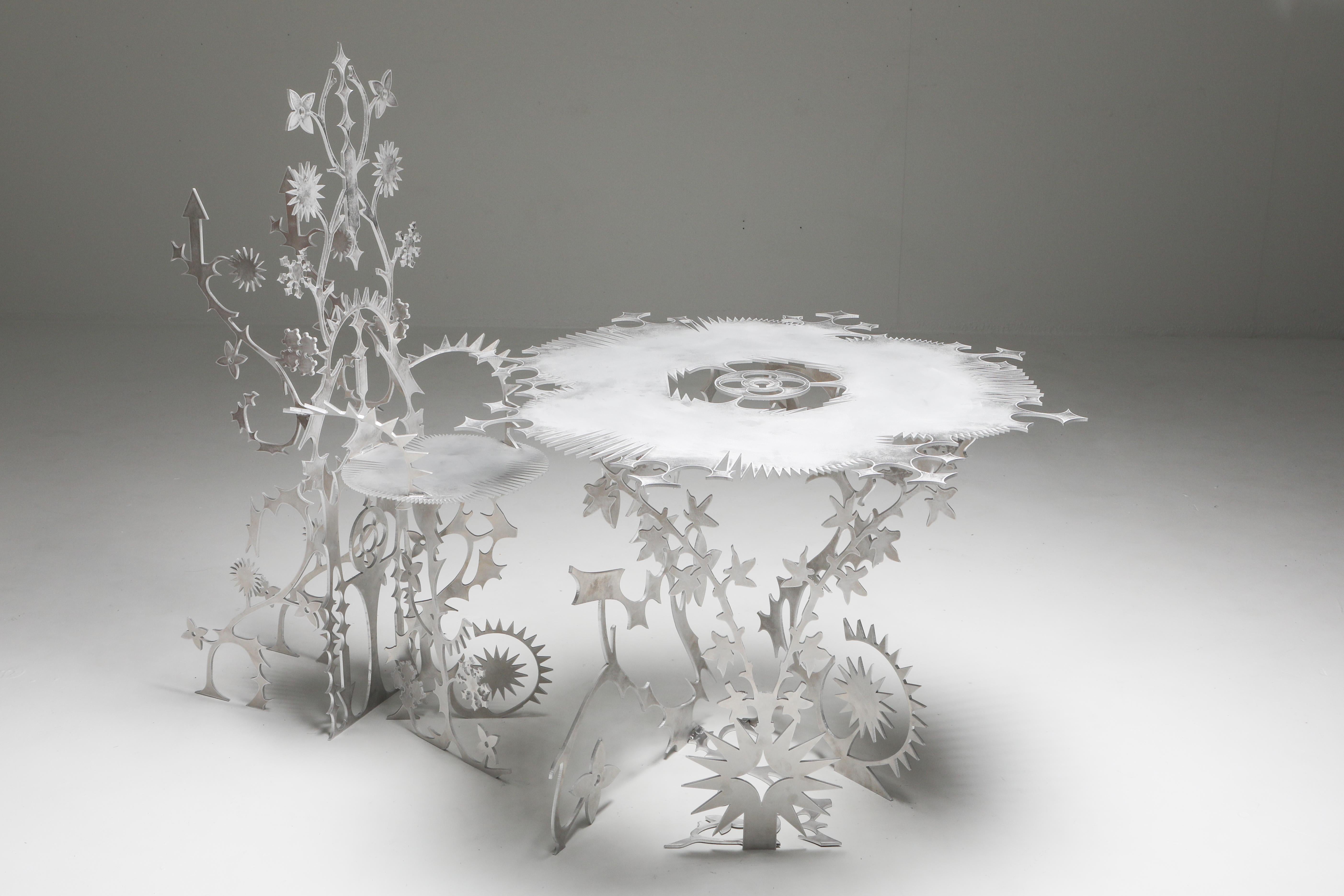 „Ornamentum 2“ 6 mm Tisch aus lasergestrahltem Aluminium Orson Van Beek & Quinten Mestdagh im Angebot 1