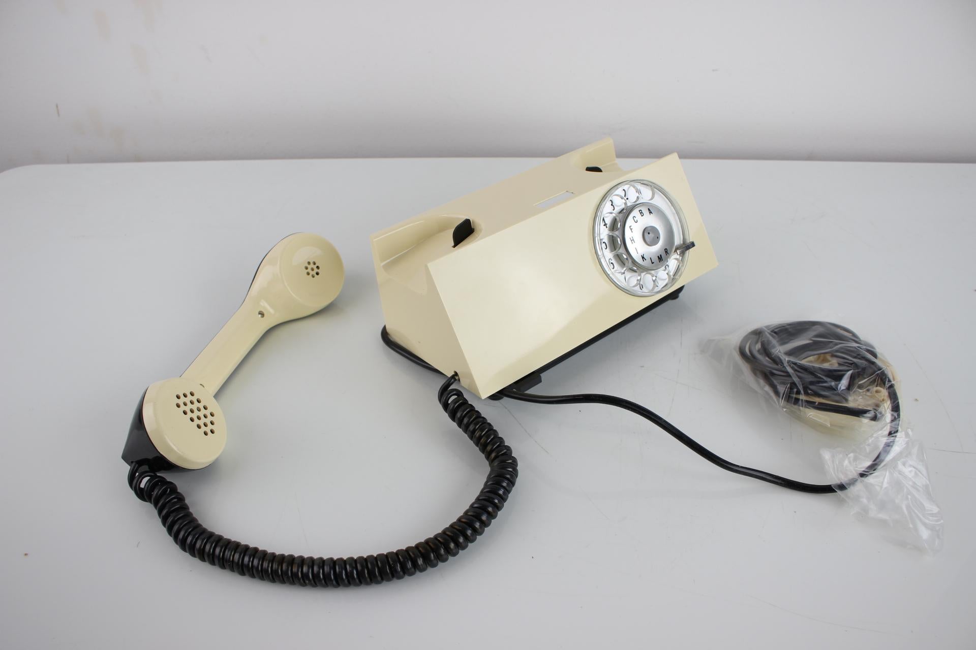 Functional unused phone in top condition, Tesla T65H 1969, Czech Republic For Sale 1
