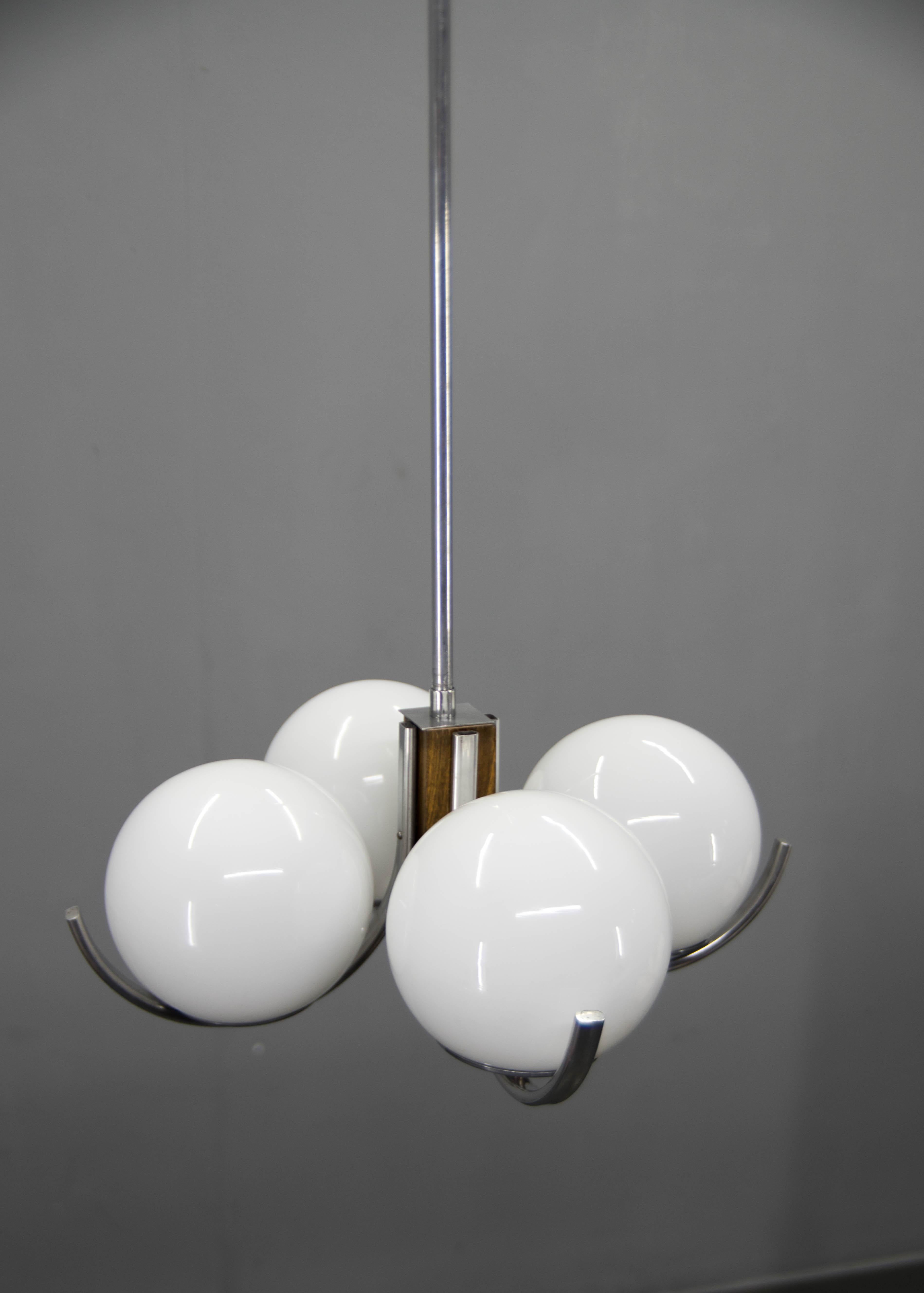 Funktionalistischer / Bauhaus-Kronleuchter, 1930er Jahre im Angebot 5