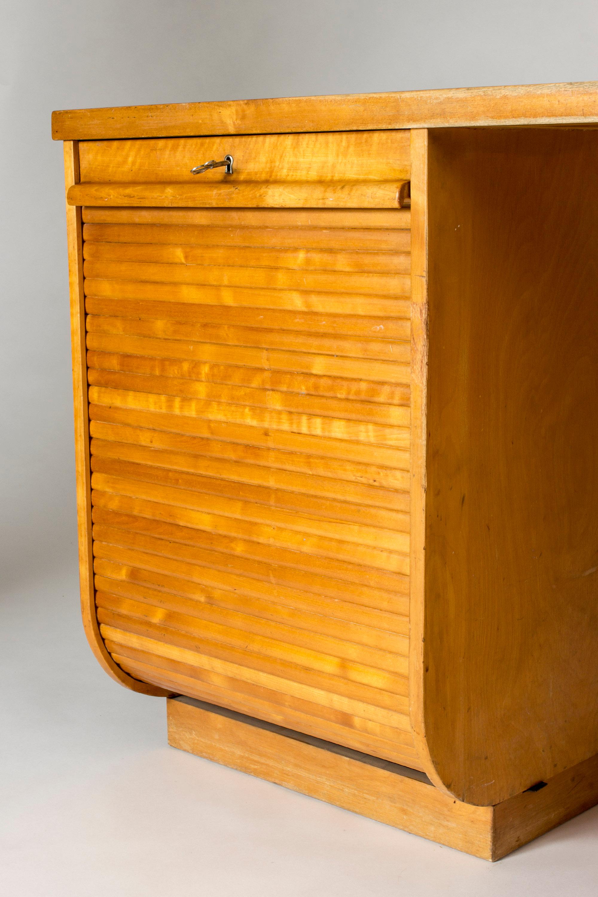 Functionalist Birch Desk by Alvar Aalto for Artek, Finland, 1930s For Sale 5