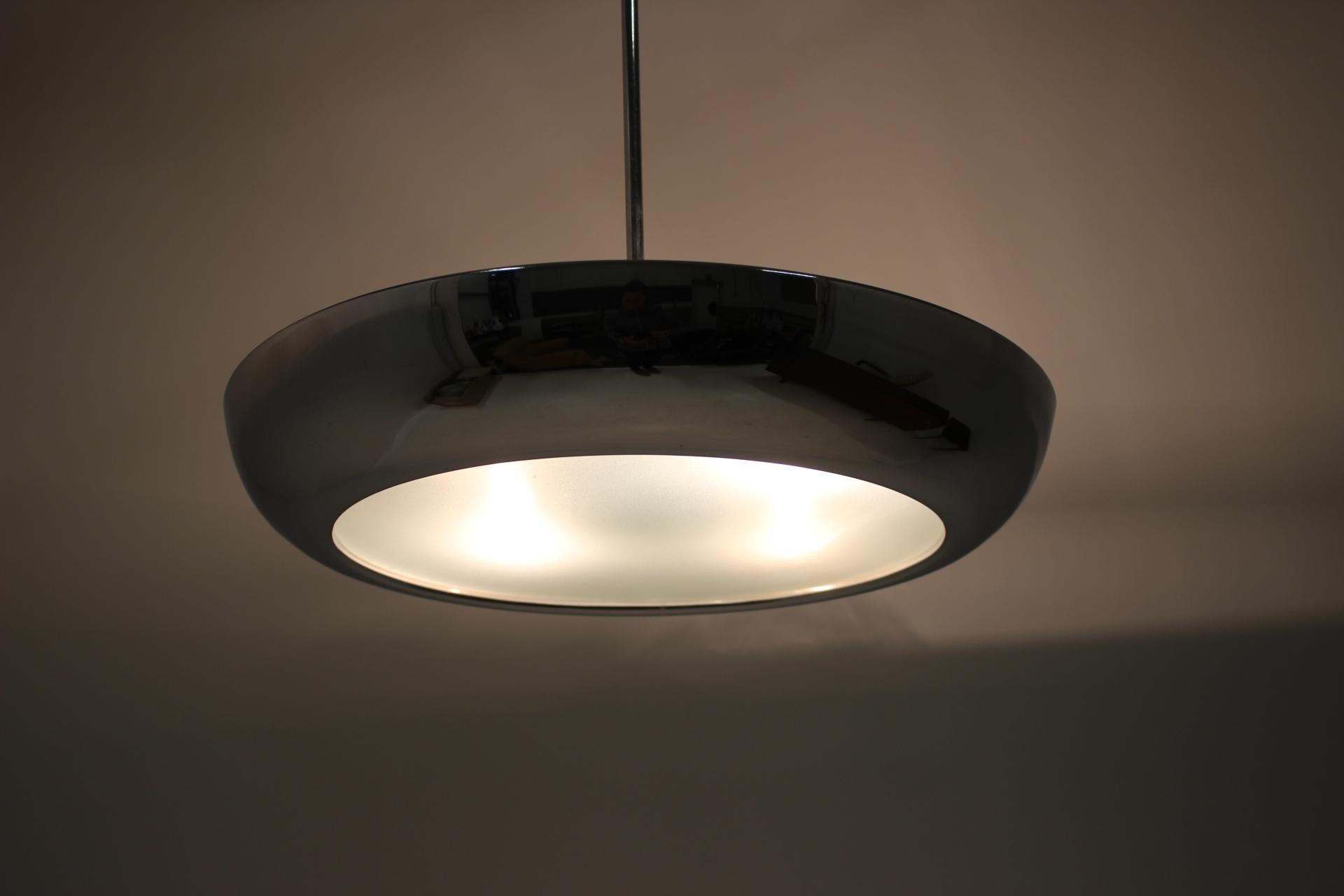 Functionalist Chrome Pendant UFO by Josef Hurka for Napako, 1930s In Good Condition For Sale In Praha, CZ