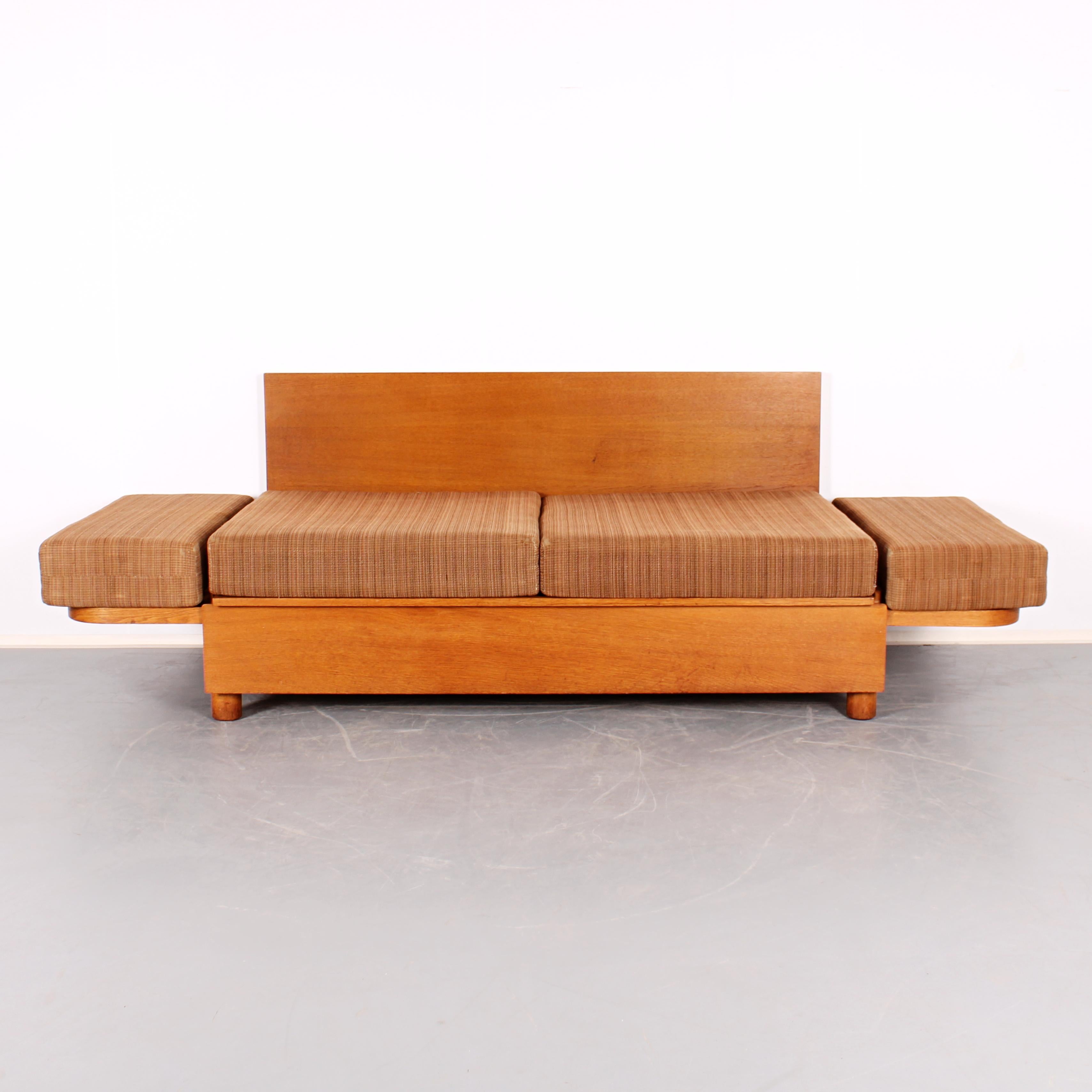 Czech Functionalist Convertible Sofa by Jindřich Halabala, Model No. H-215, ca. 1930s