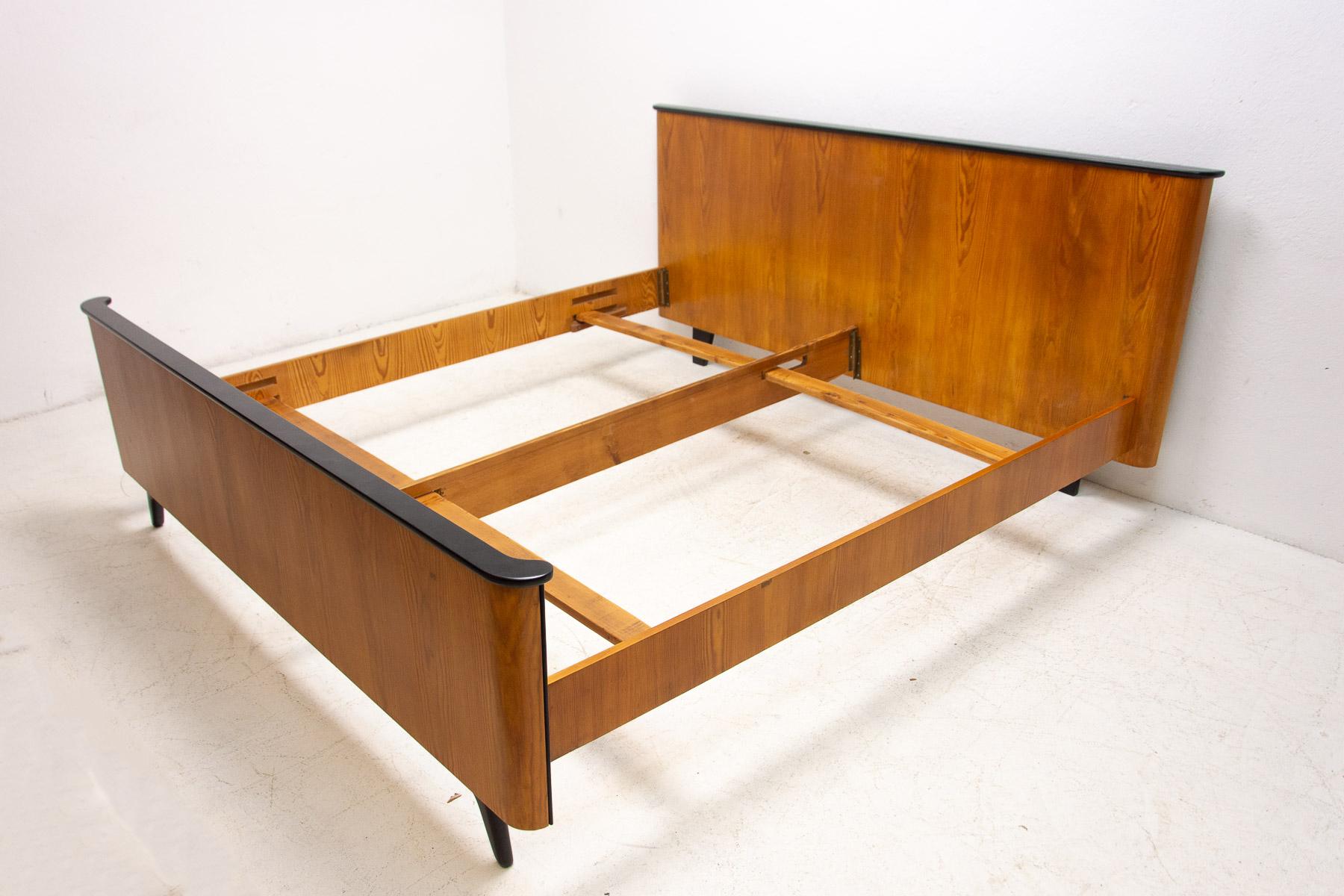 Czech Functionalist Double Bed by Jindřich Halabala for UP Závody, 1950's