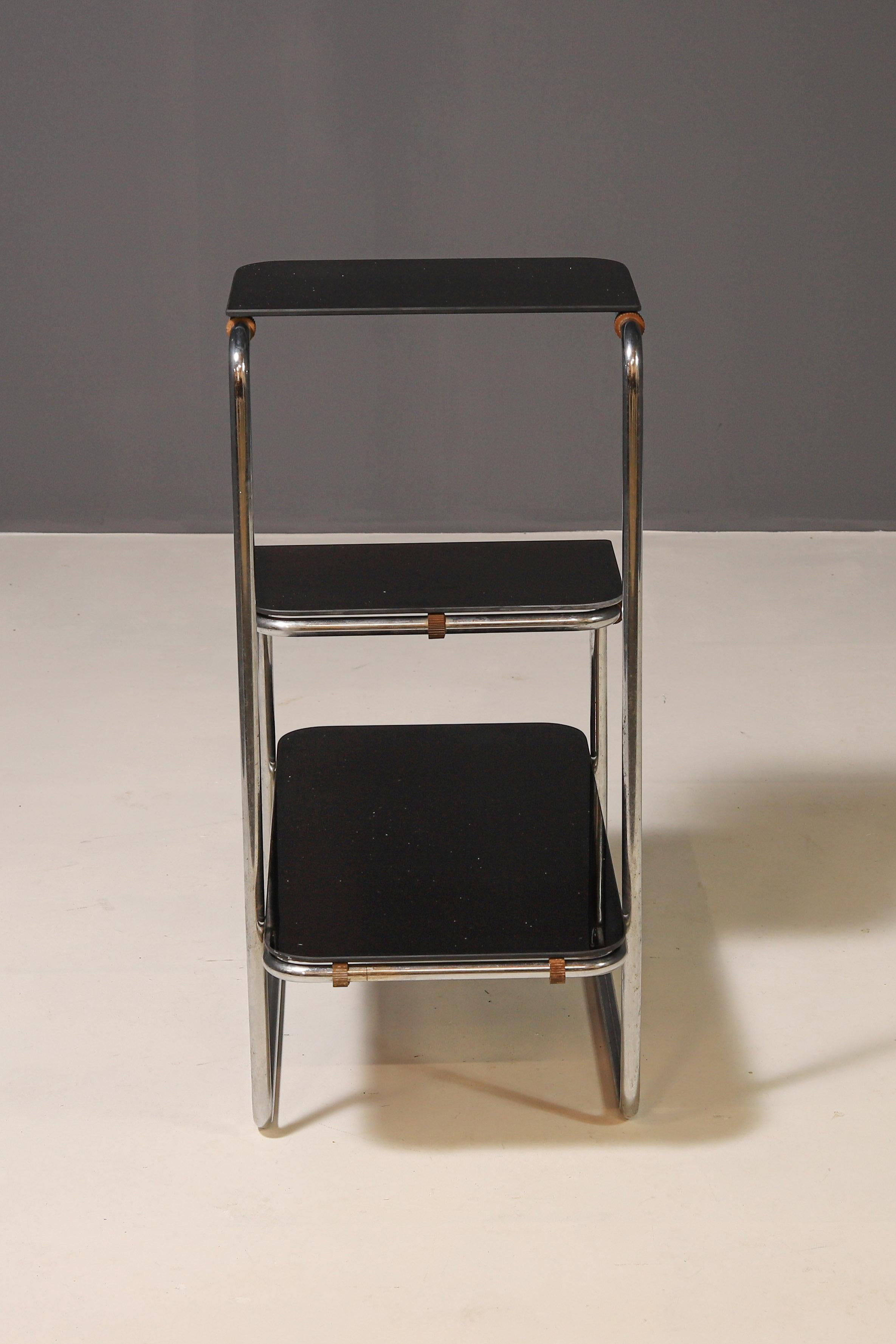 Functionalist Étagère  Robert Slezák / Kovona, 1930s–1940s For Sale 1