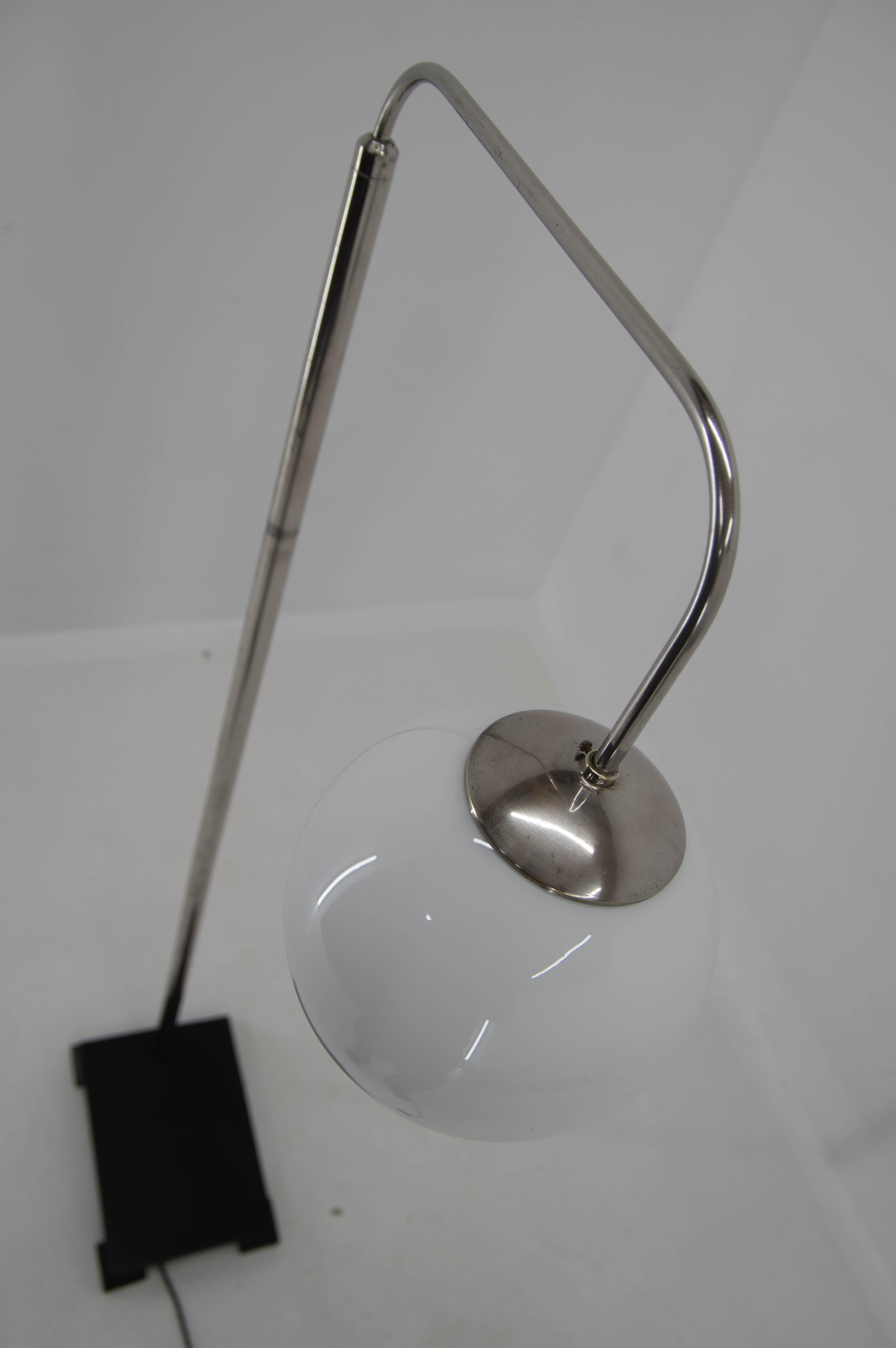 Czech Functionalist Floor Lamp with Adjustable Height, 1930s For Sale