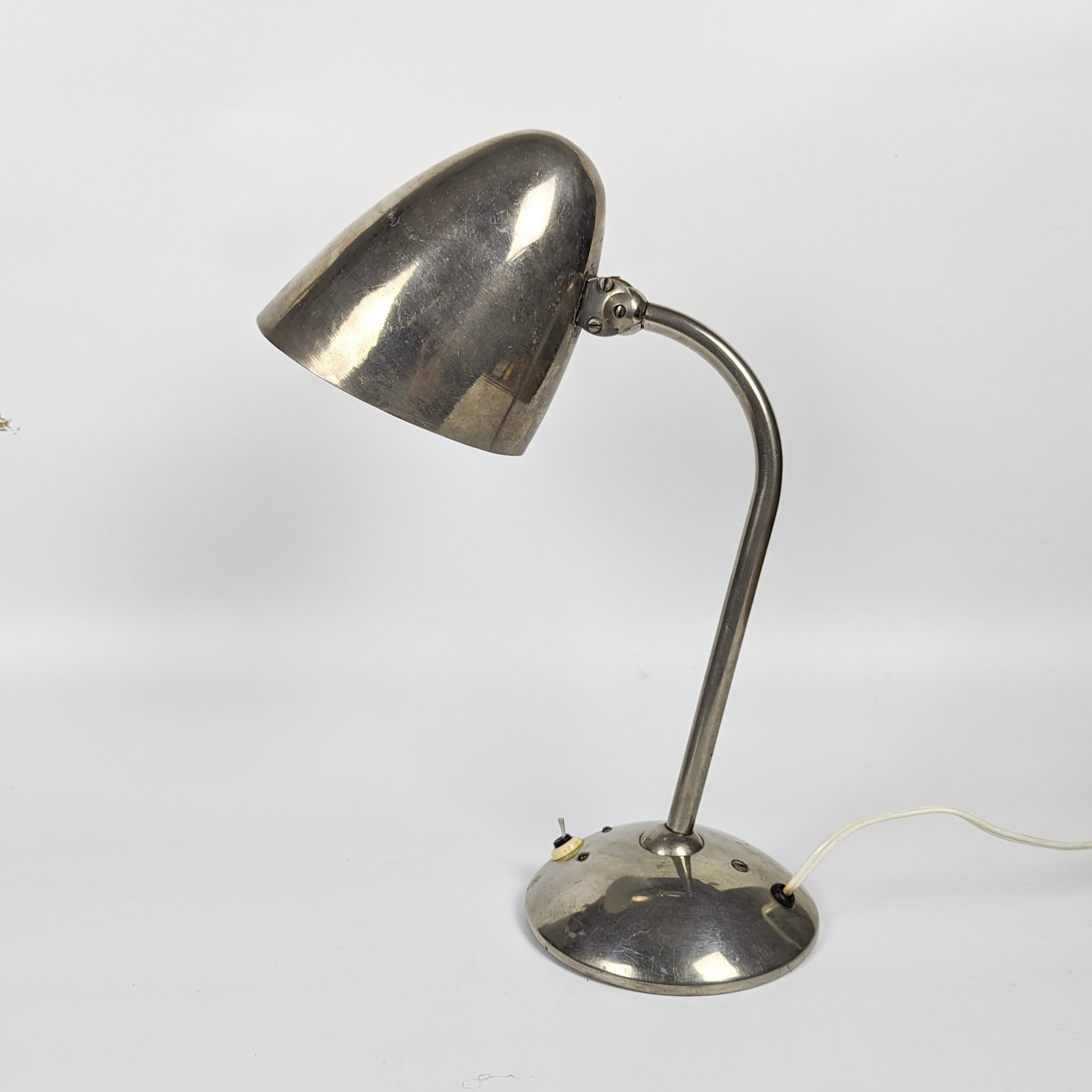Bauhaus Lampe de table fonctionnaliste en nickel de Franta Anýž, 1930 en vente