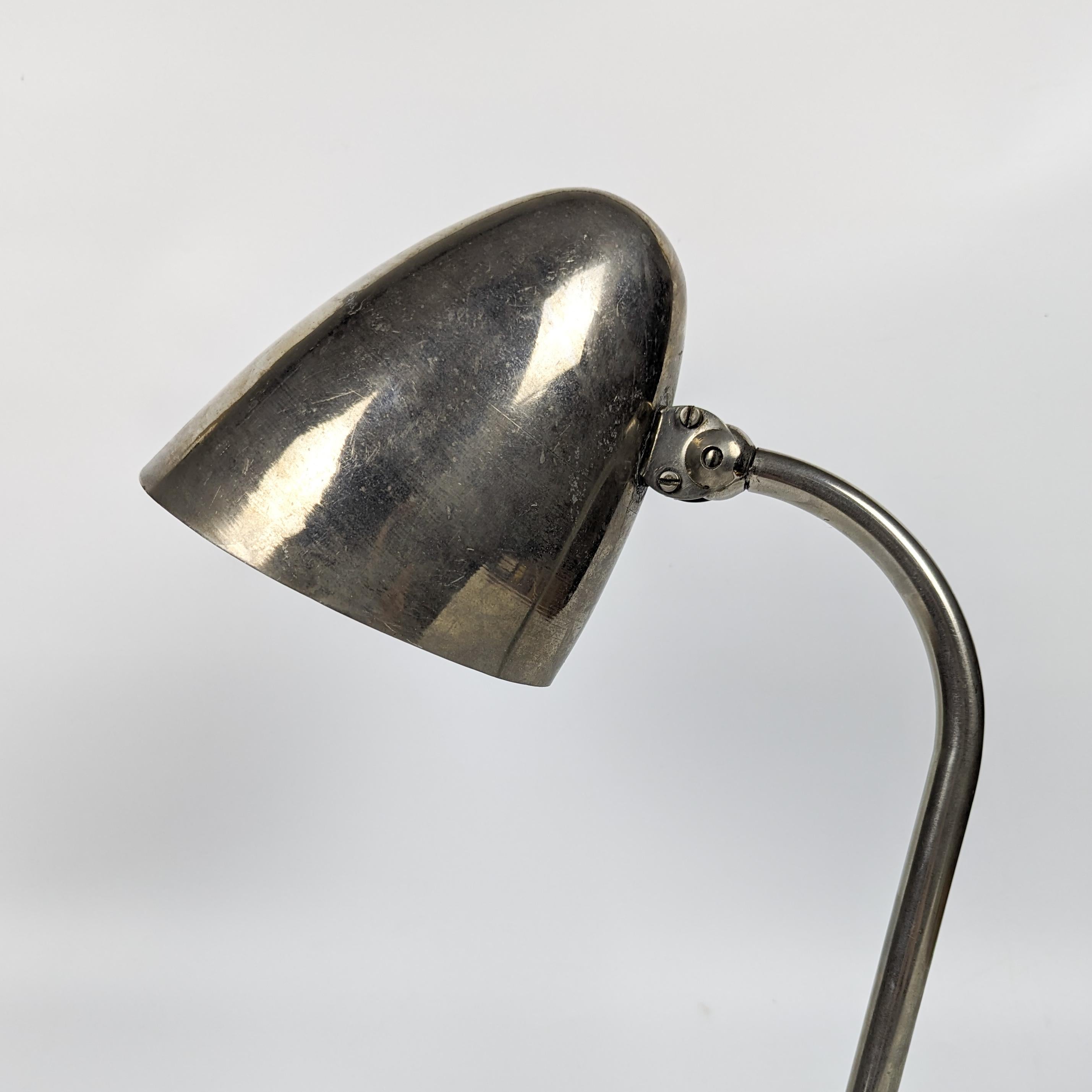 Lampe de table fonctionnaliste en nickel de Franta Anýž, 1930 en vente 1