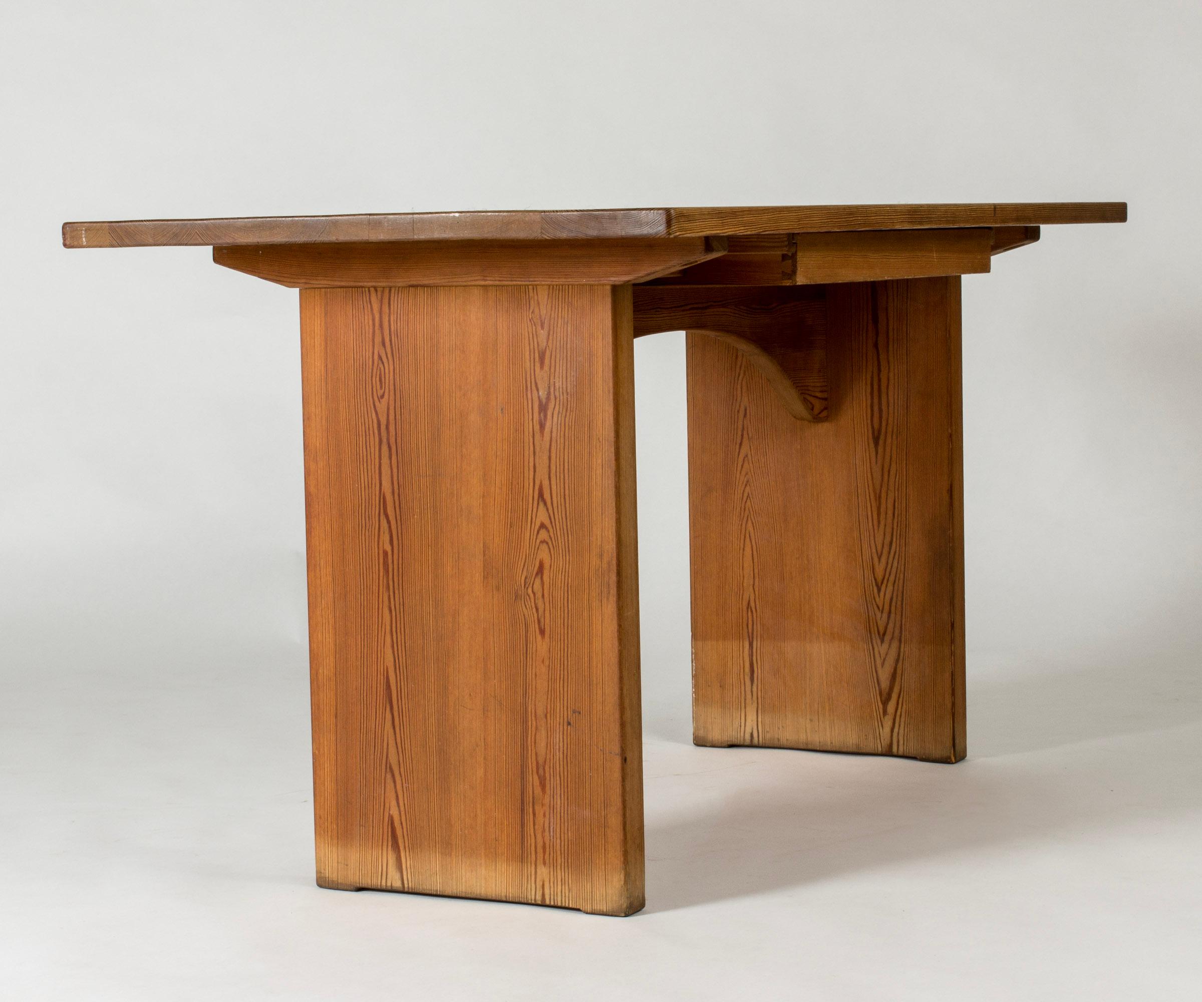 Pine Functionalist 