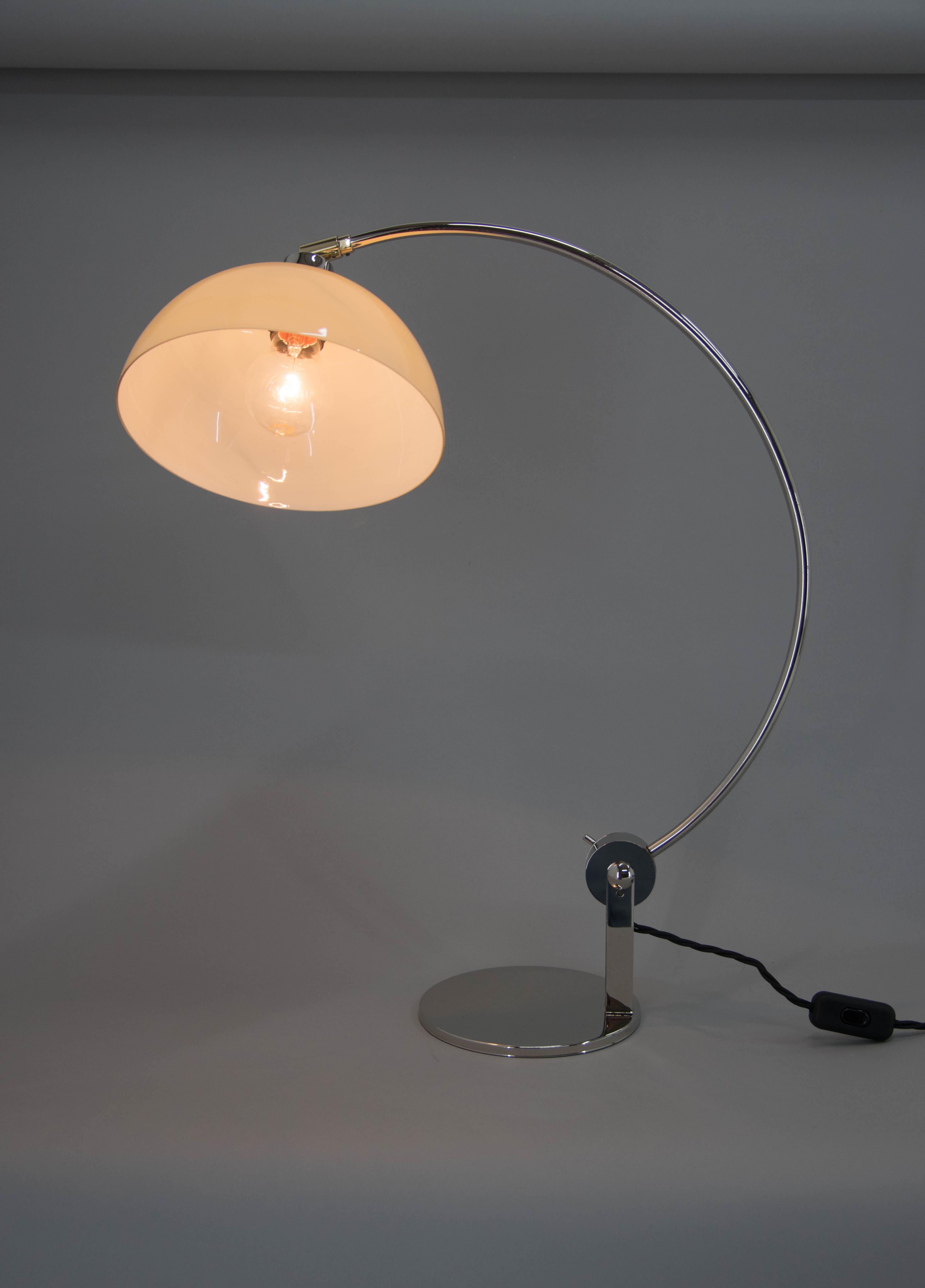 European Functionalist Table Lamp, Europe, 1950s, Excellent Condition For Sale