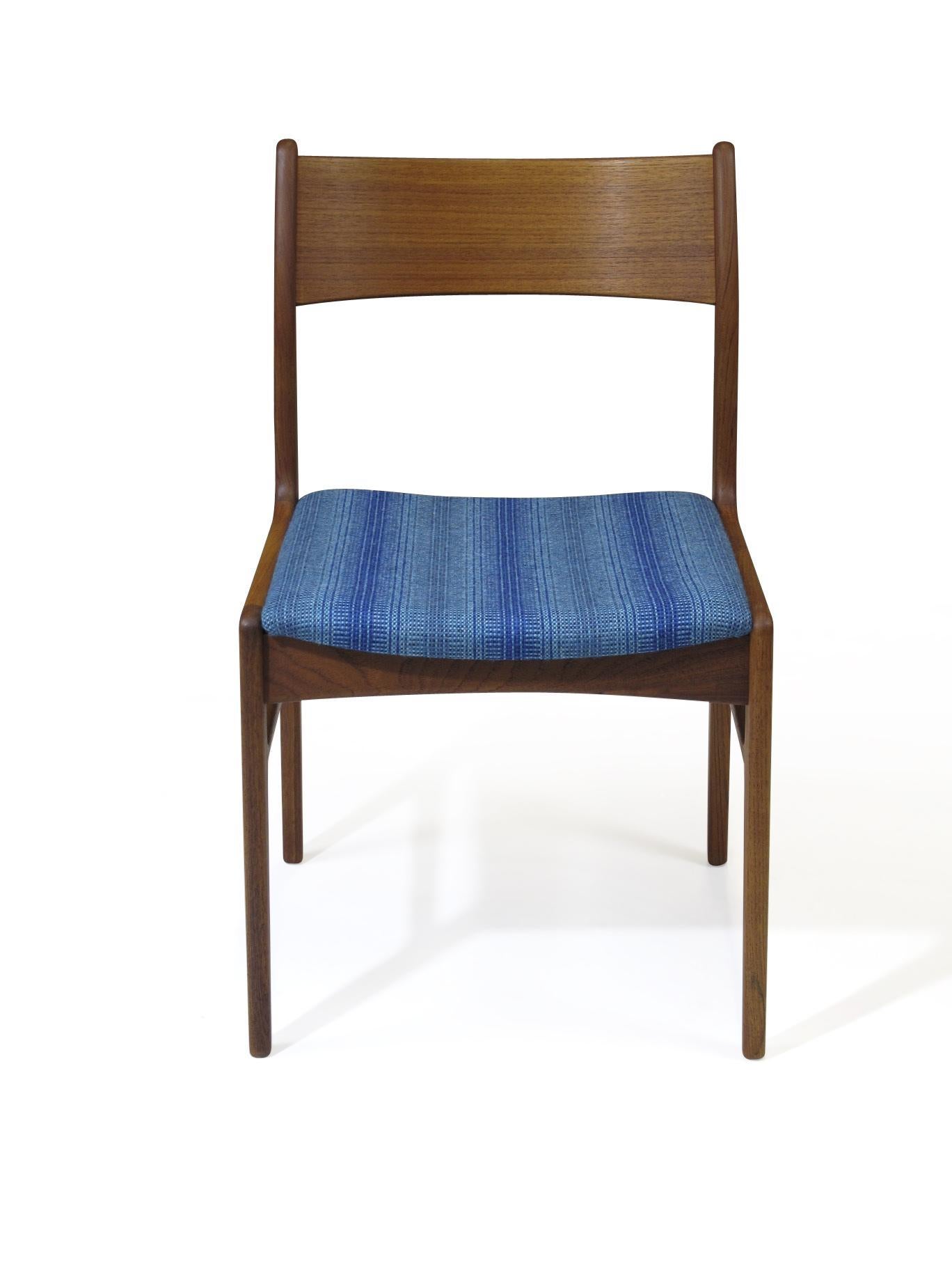 Funder-Schmidt and Madsen Teak Dining Chairs in Blue Wool, Set of 6 In Excellent Condition In Oakland, CA