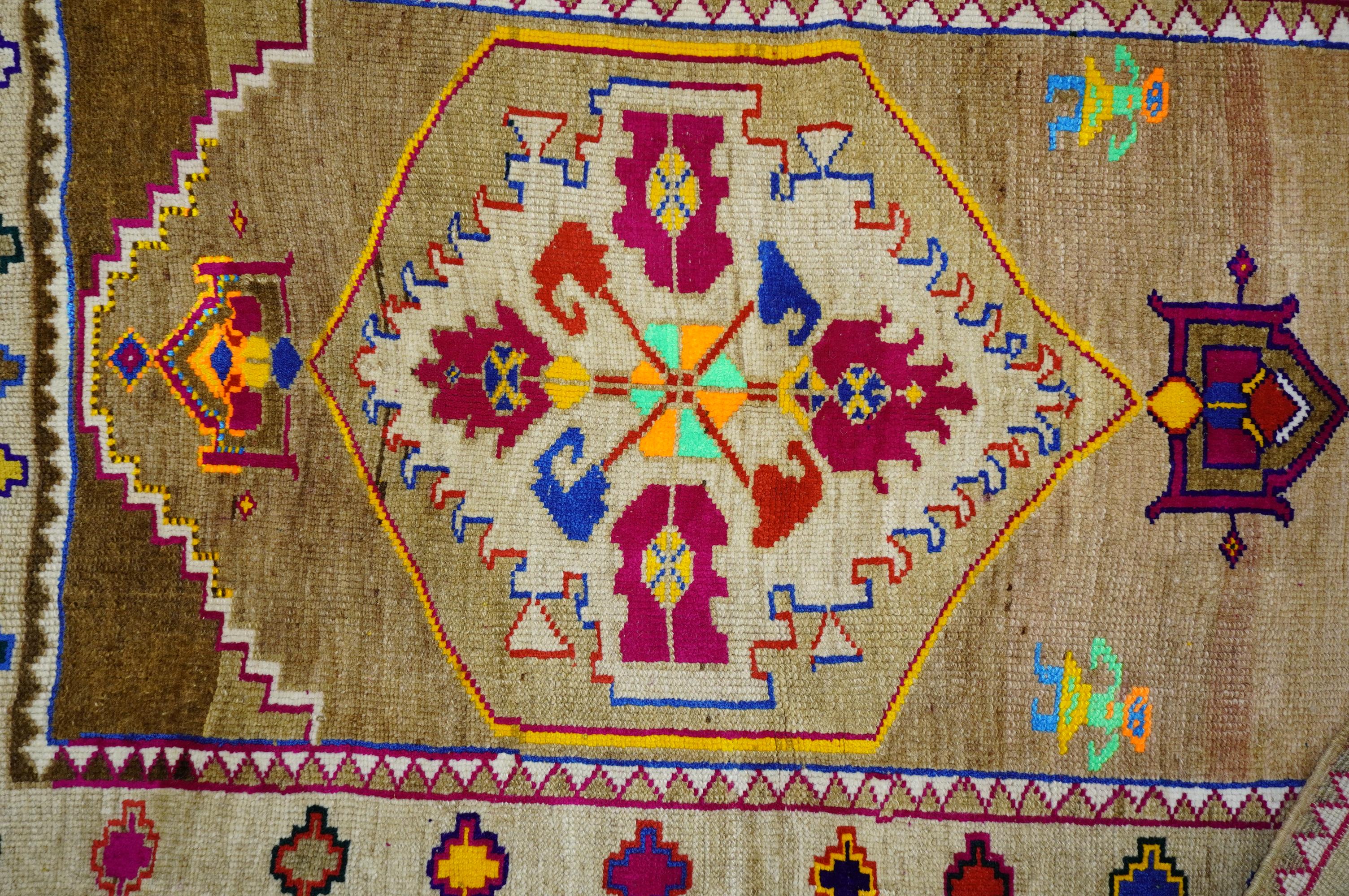 Mid-20th Century Funky Color Turkish 20th Century Wool Cotton Scatter Size Pictorial Rug