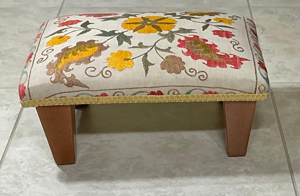 Funky Hand Embroidery Suzani Upholstered Foot Stool For Sale 1