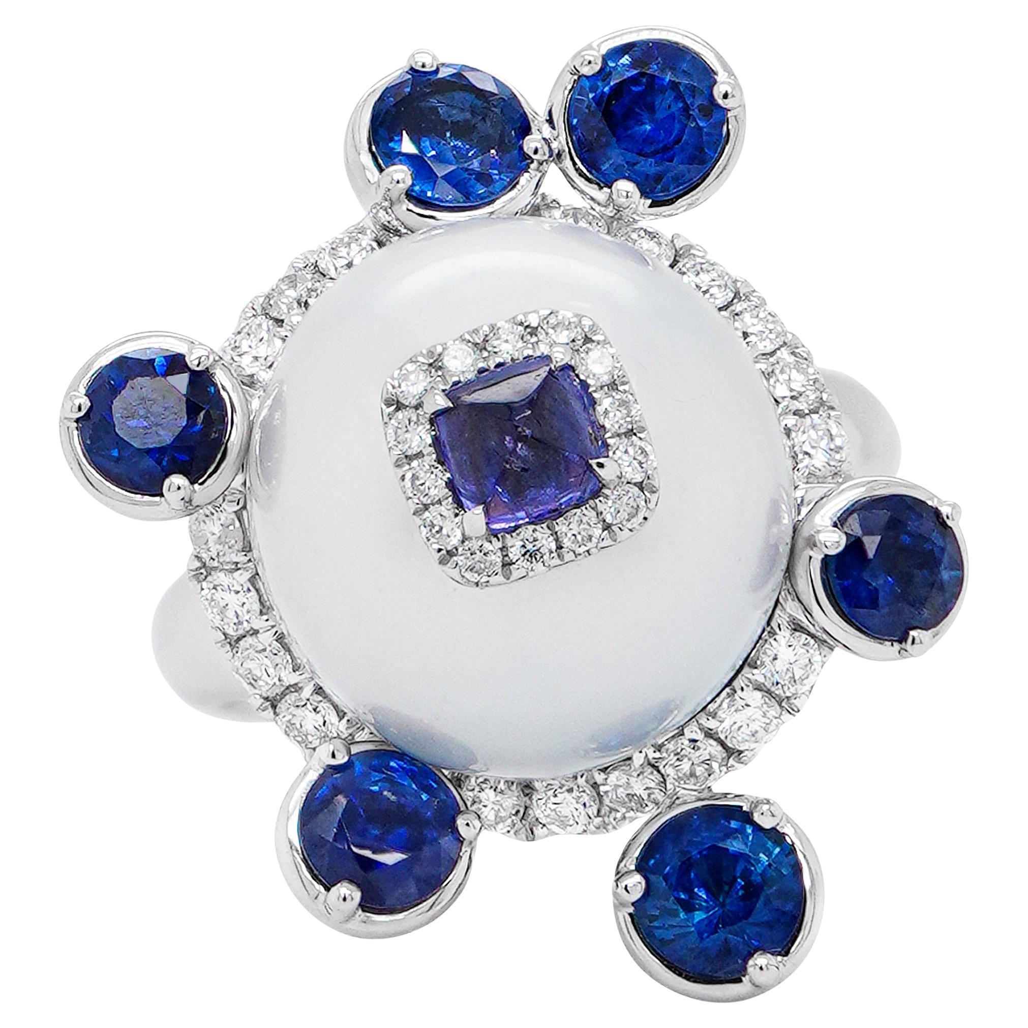 Funky No Heat Sapphire Crowned On 13.4 mm South Sea pearl 18K Designer Ring