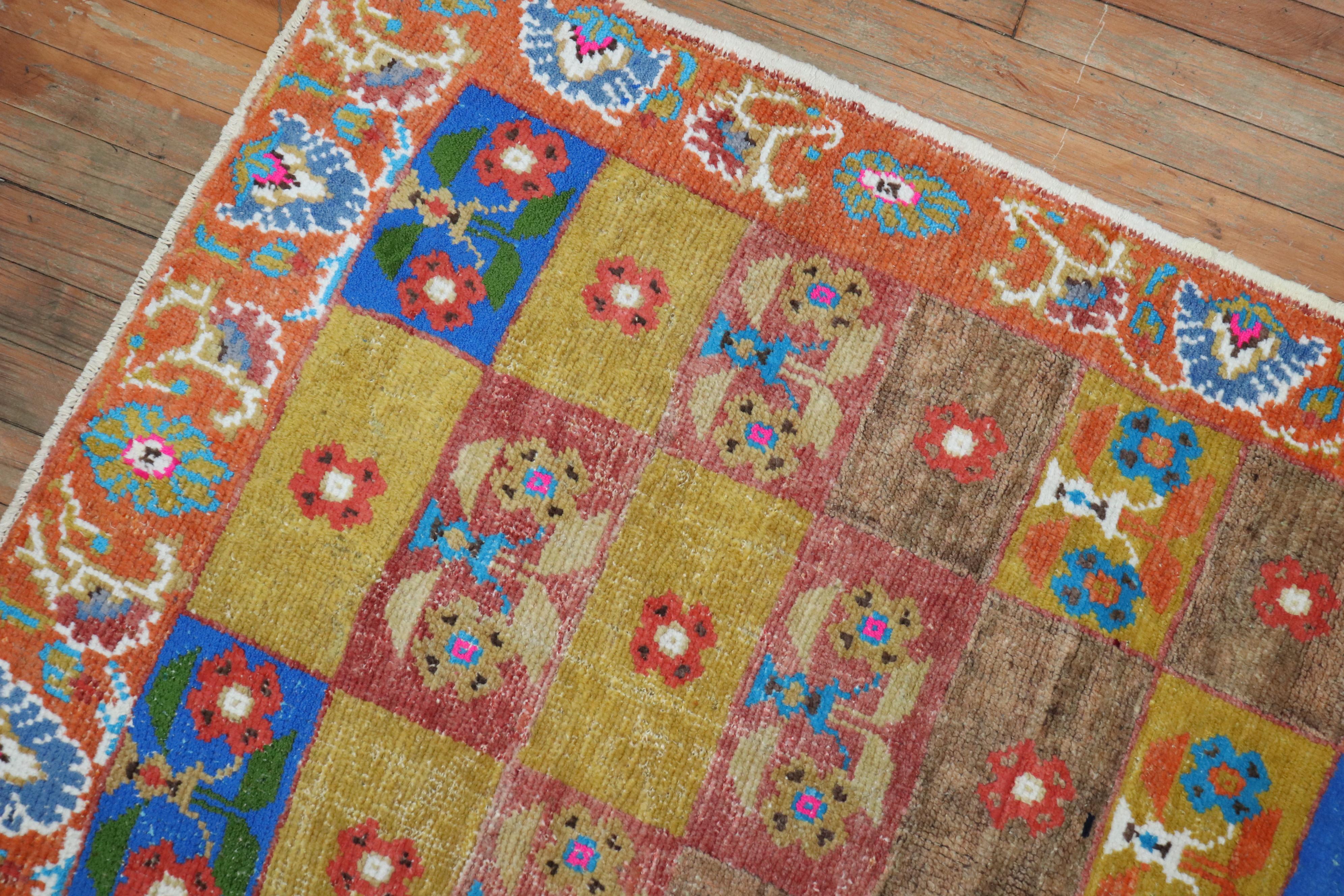 Industriel Paire de tapis turcs d'Anatolie funky, milieu du 20e siècle en vente