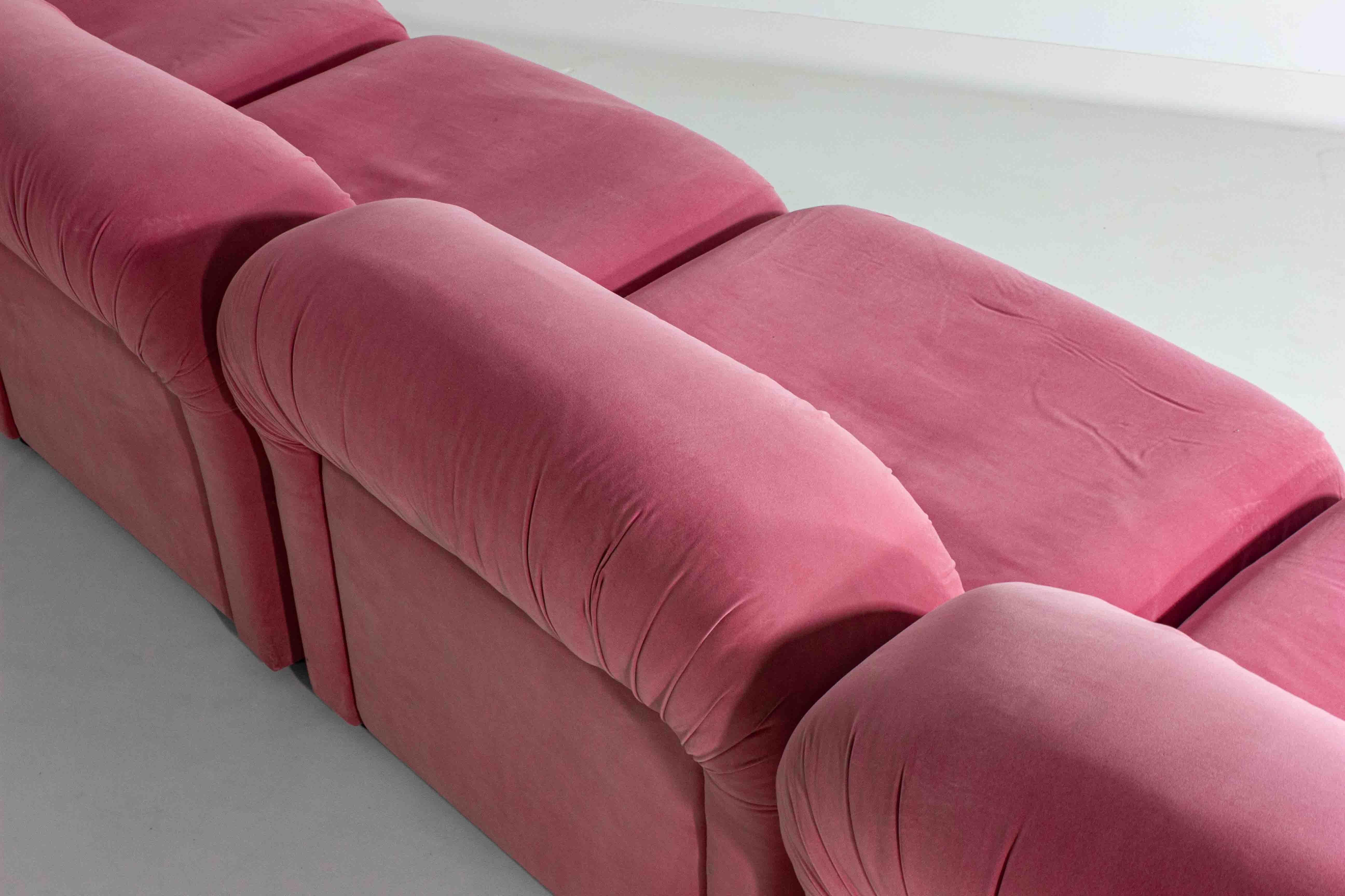 Funky pink modular sofa, Italy 1970s 1