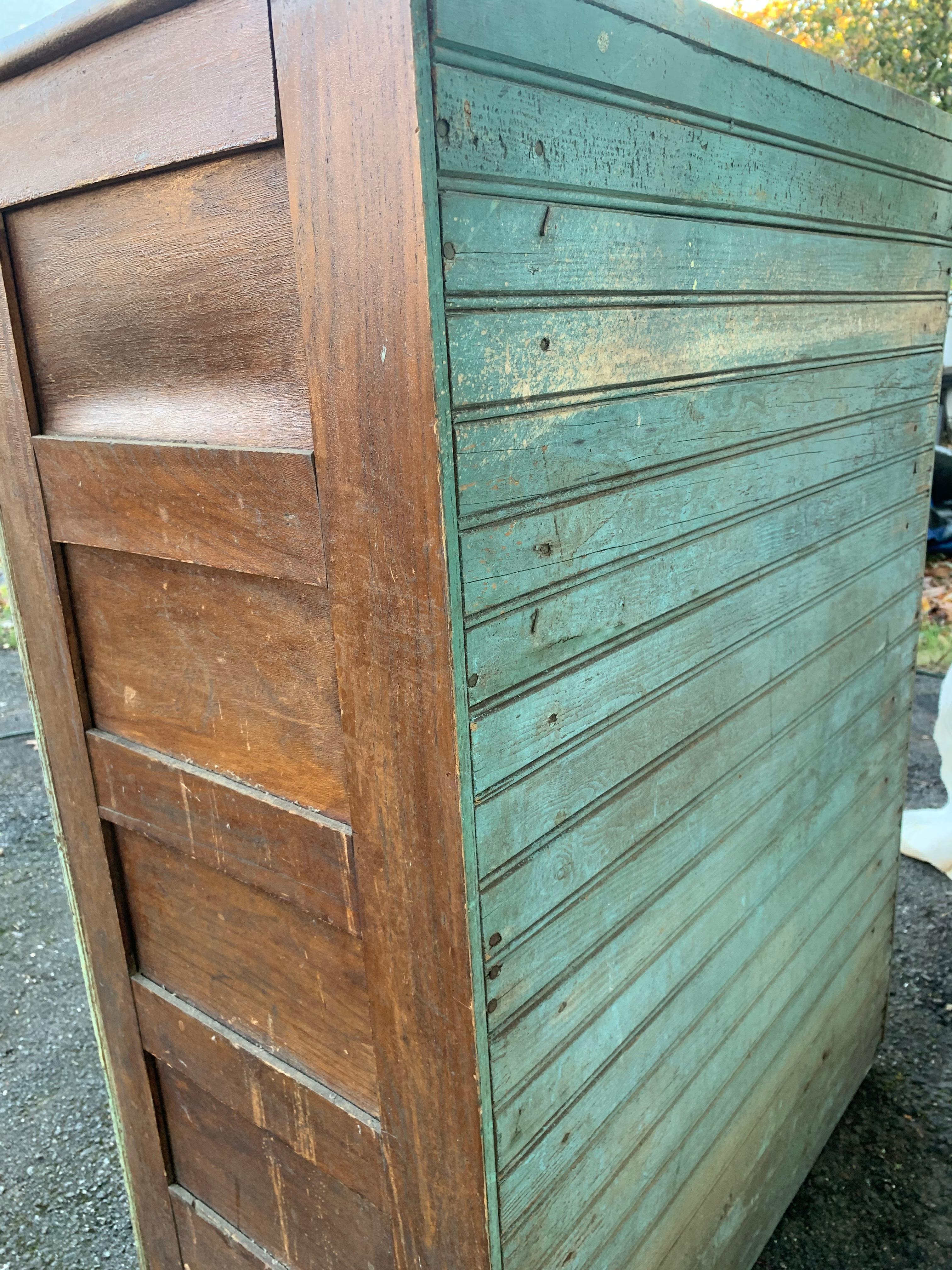 Metal Funky Retro Ice Chest Cupboard