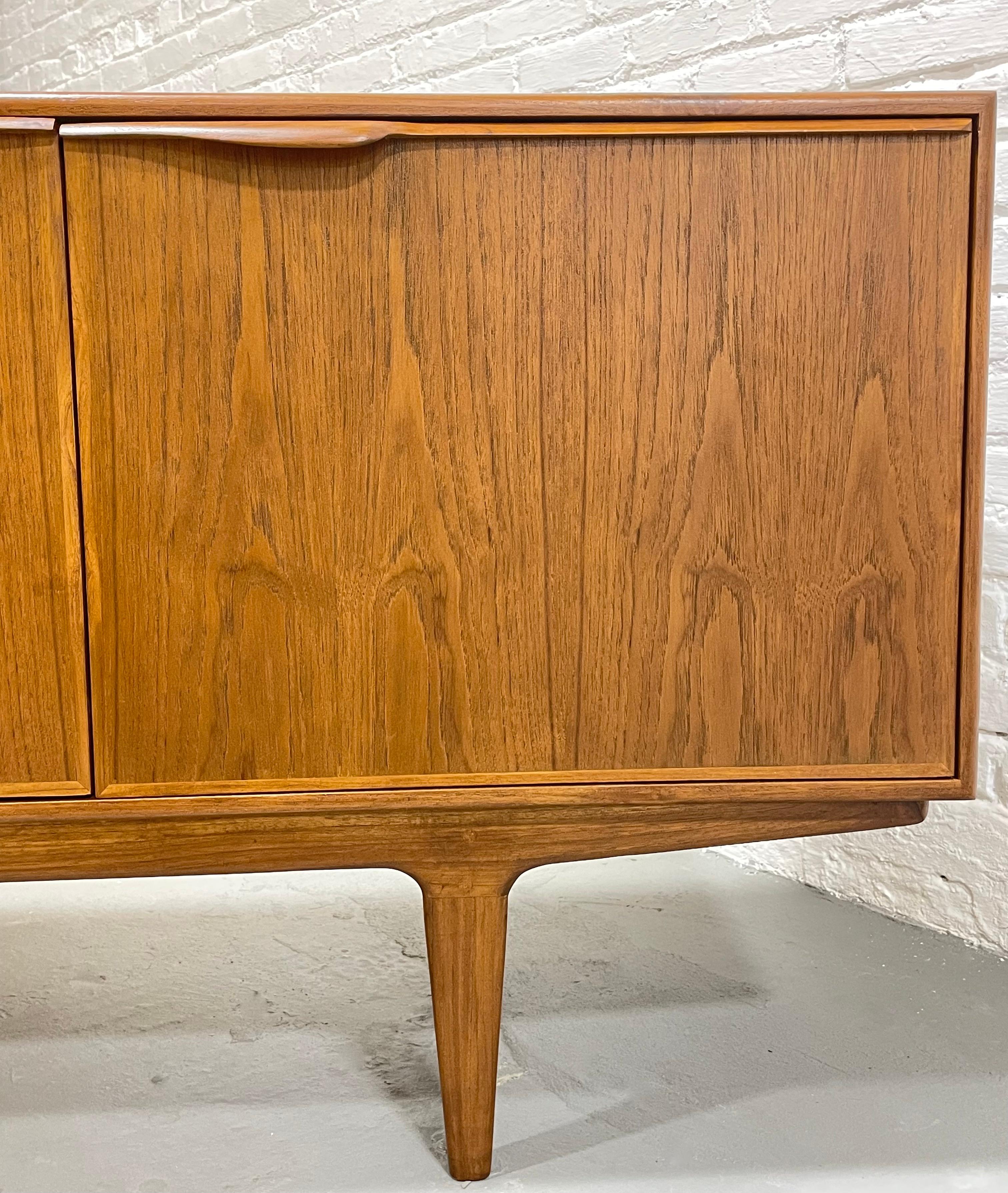 FUNKY + Sculptural Mid Century MODERN styled CREDENZA / Media Stand / Sideboard For Sale 4