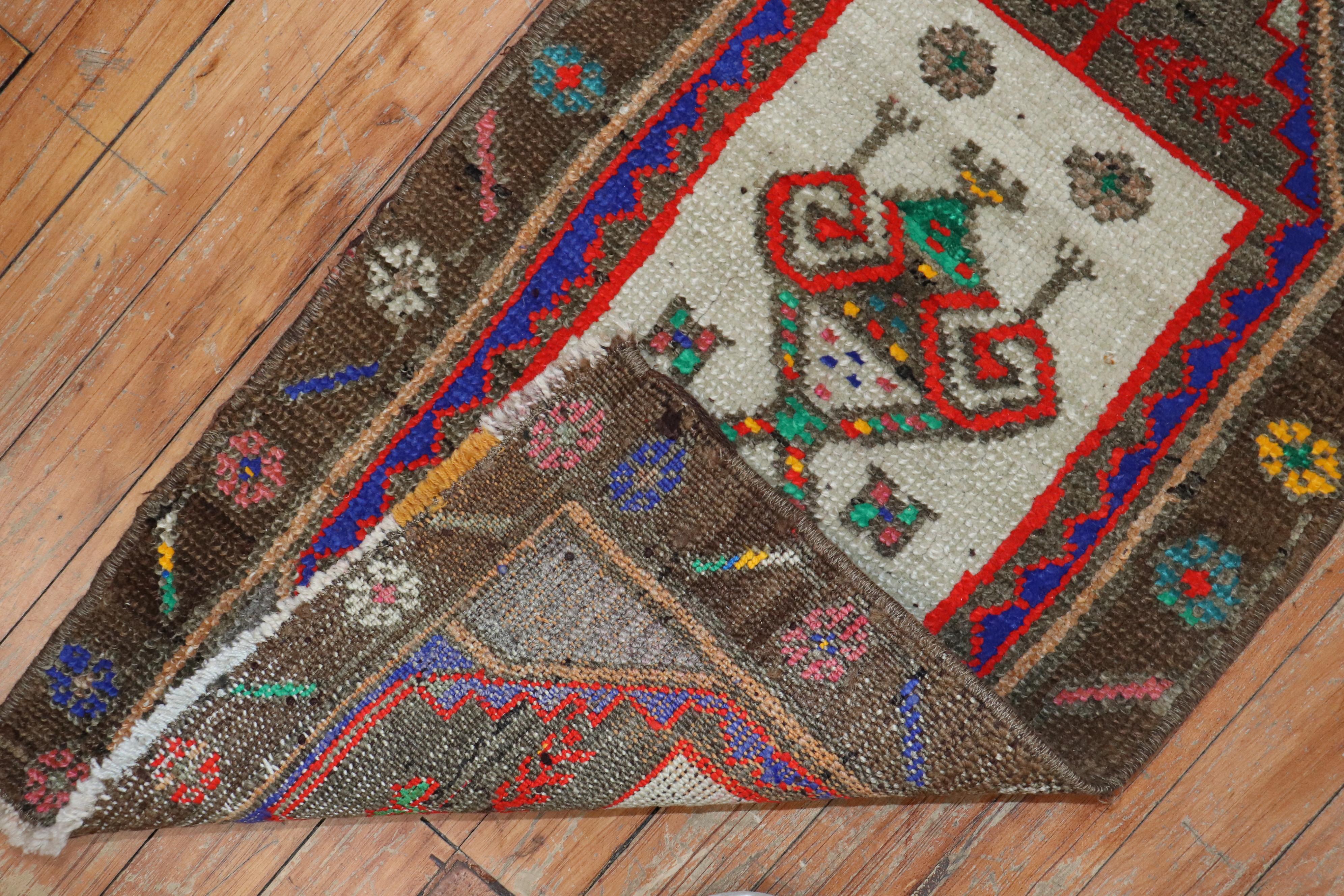 Gustavian Funky Tribal Turkish 20th Century Mat Rug For Sale