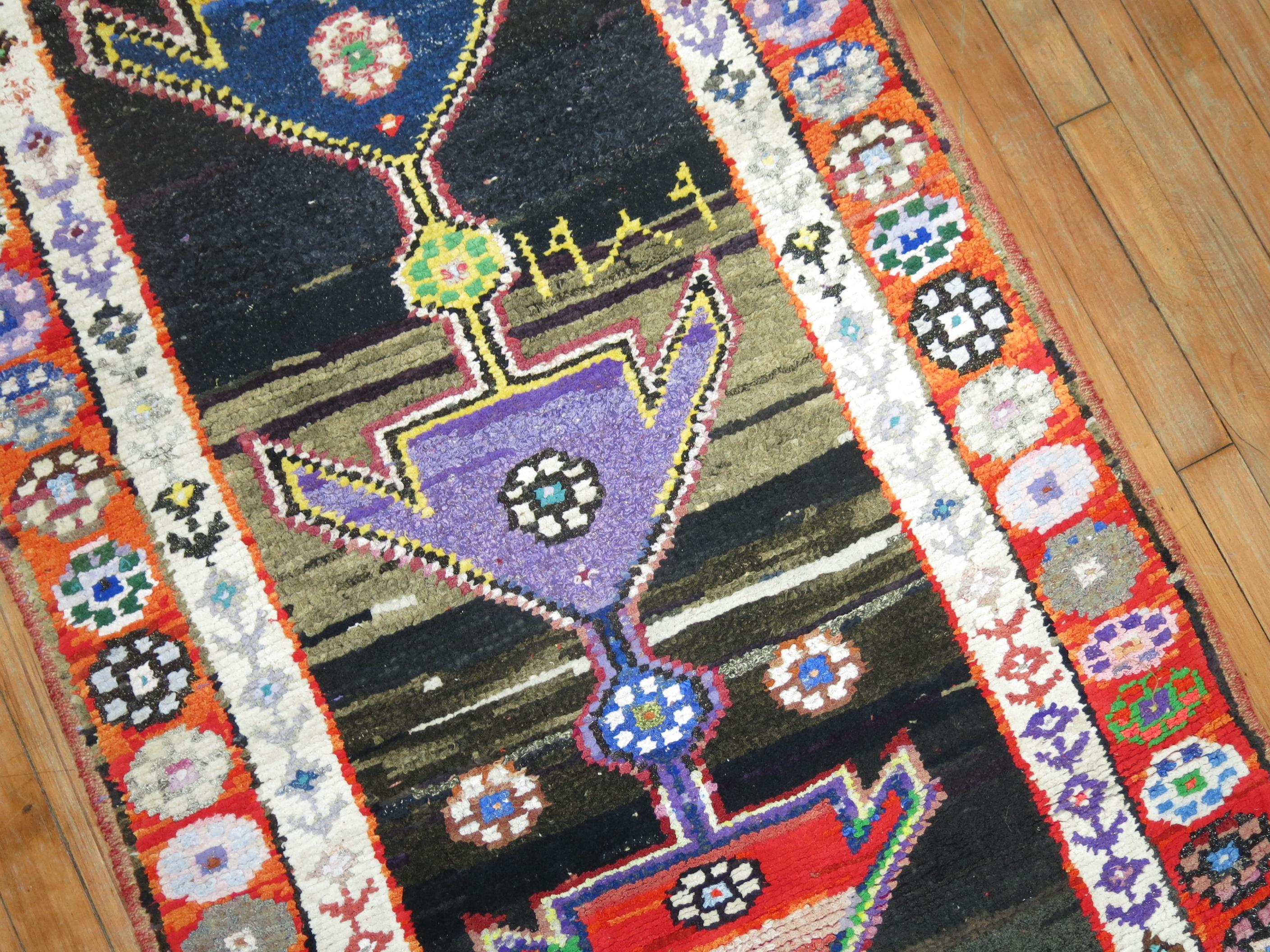 Funky Turkish Runner, Mid-20th Century In Good Condition For Sale In New York, NY
