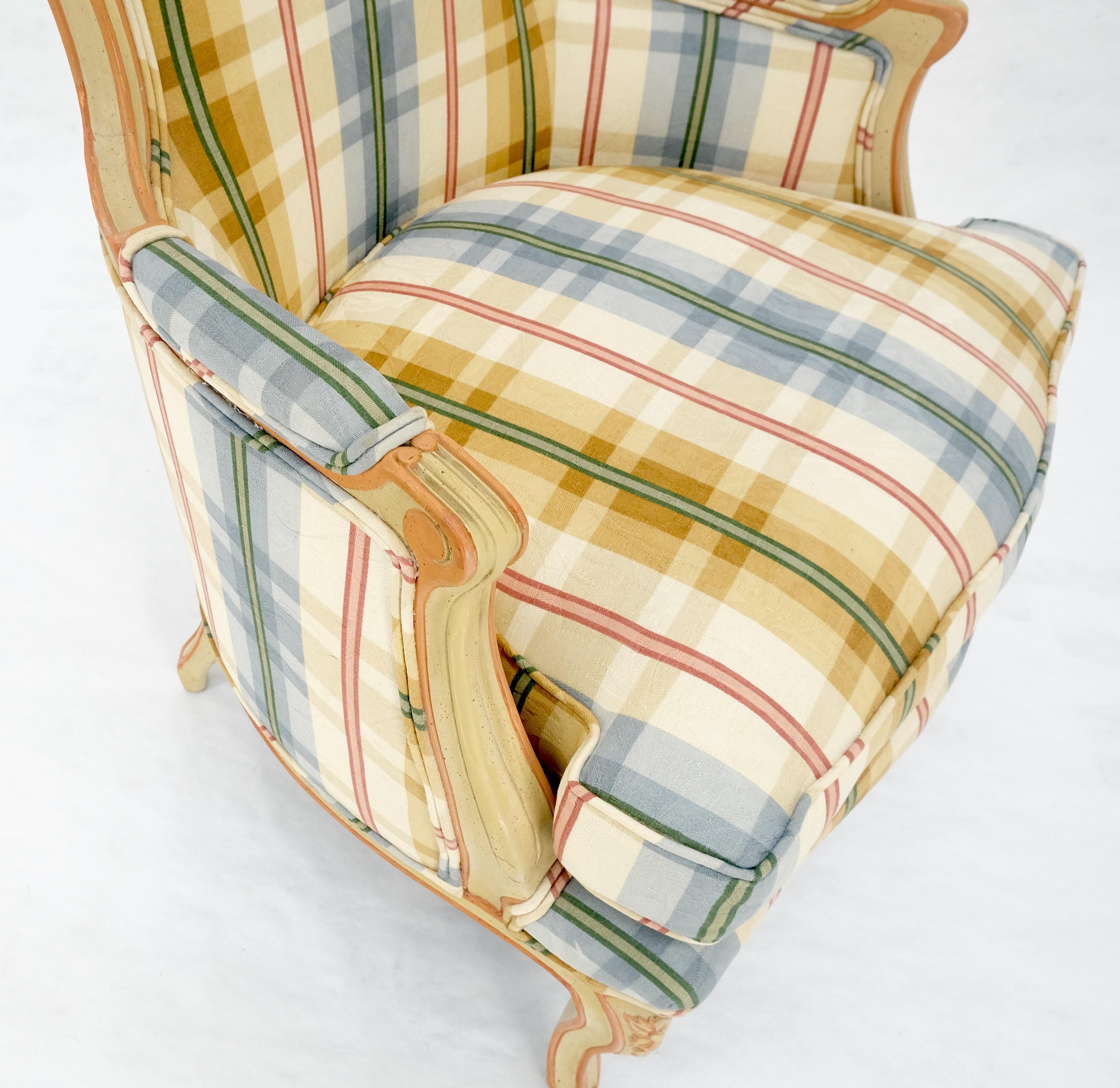 Funky Upholstery Painted & Carved Frame Französisch Ballon zurück Arm Lounge Chair MINT im Angebot 4