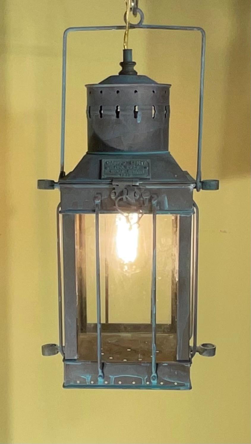 Hand-Crafted Funky Vintage 1939 Style British Solid Brass Cargo Ship hanging Lantern For Sale