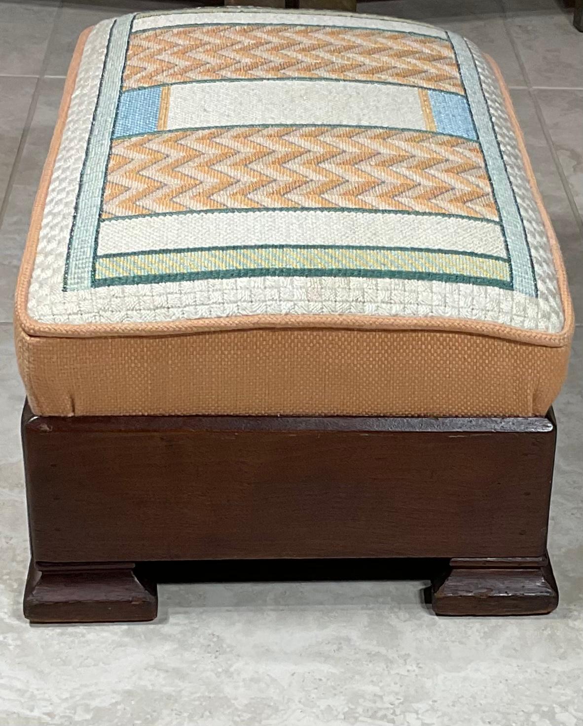 Funky Vintage Foot Stool In Good Condition In Delray Beach, FL