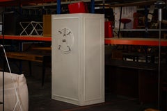 Fur coat safe made in Germany 1910