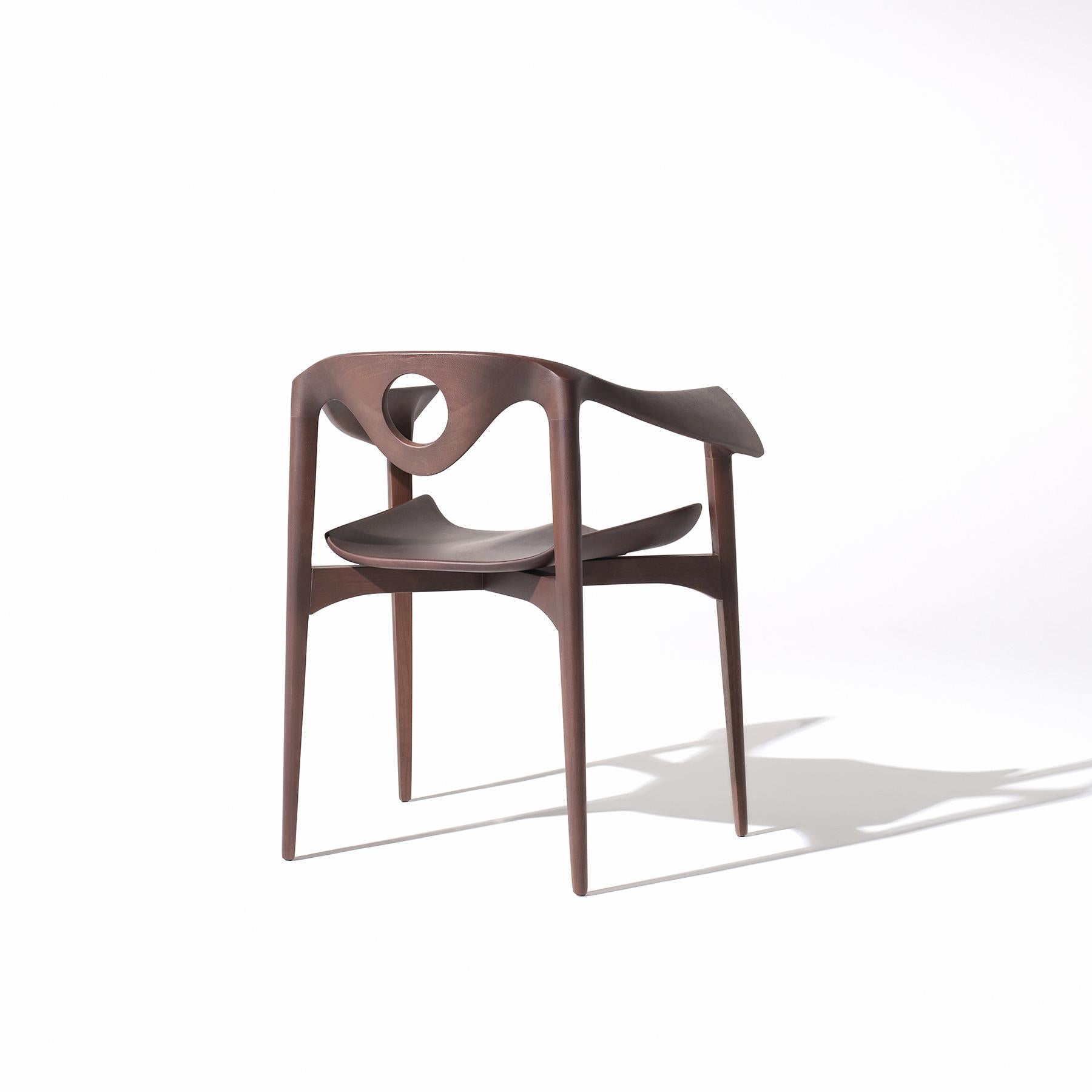 Contemporary Furcula chair in Jequitiba Brazilian wood in contemporary styly by Tiago Curioni For Sale