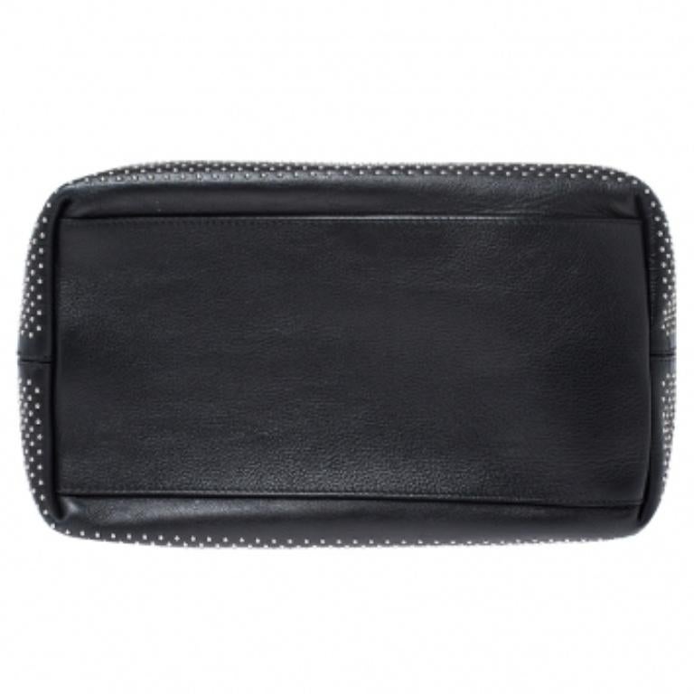 Nero Furla Candy Satchel nera in PVC e pelle con borchie in vendita