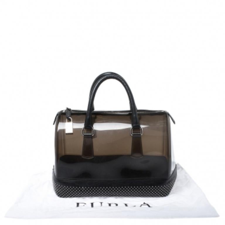 Furla Candy Satchel nera in PVC e pelle con borchie in vendita 3