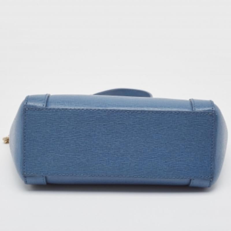 Grigio Borsa Furla Mini Ginevra Crossbody in pelle blu in vendita