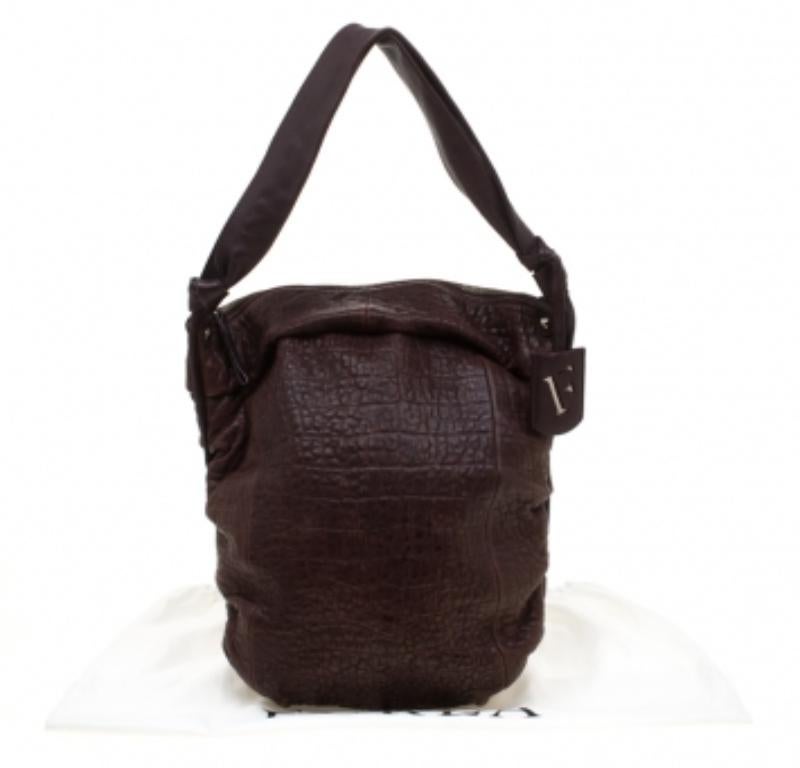 Furla Braune Hobo-Tasche aus Leder mit Krokodilprägung im Angebot 6