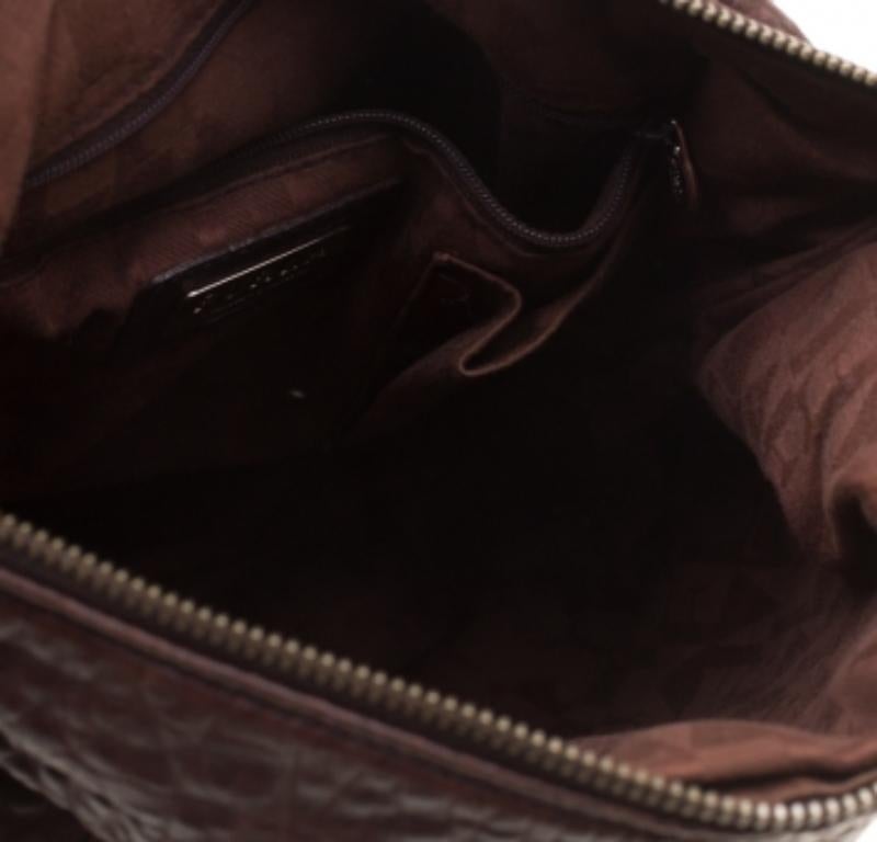 Furla Braune Hobo-Tasche aus Leder mit Krokodilprägung (Schwarz) im Angebot