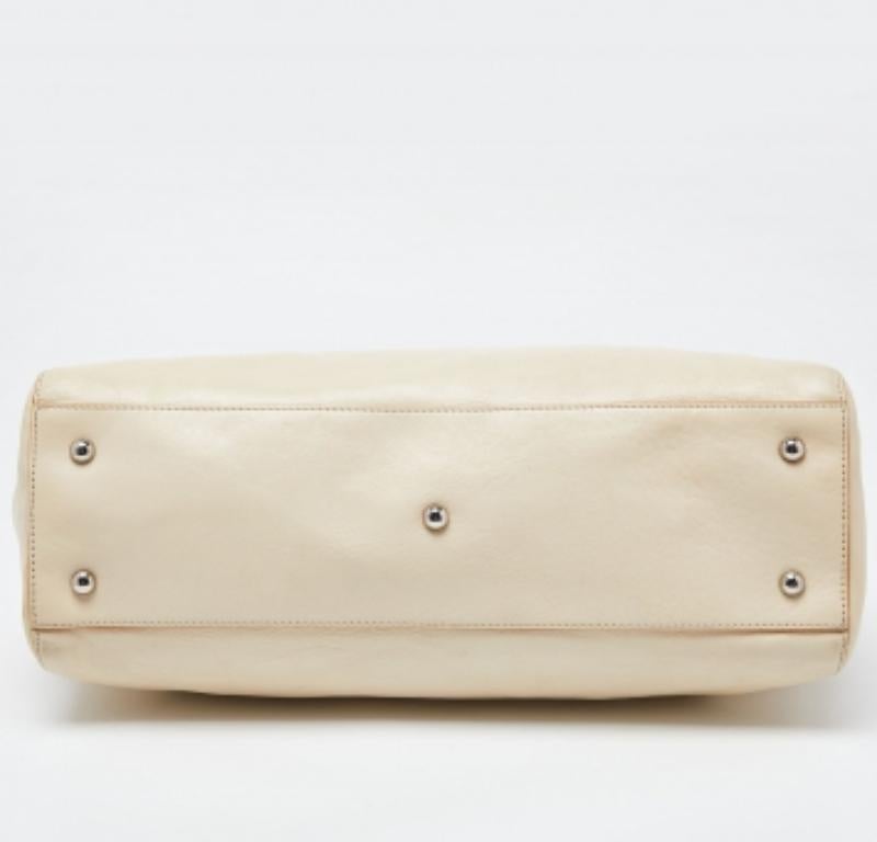 Furla - Fourre-tout en cuir crème à fermeture tournante Pour femmes en vente