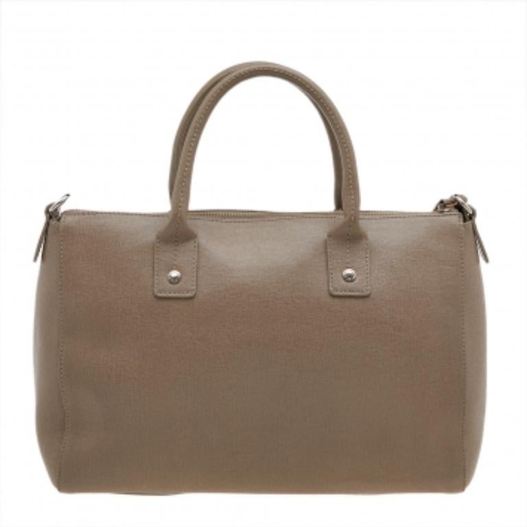 Furla Beige Oscuro Piel Tote Linda Mediana en Bueno estado para la venta en Dubai, Al Qouz 2