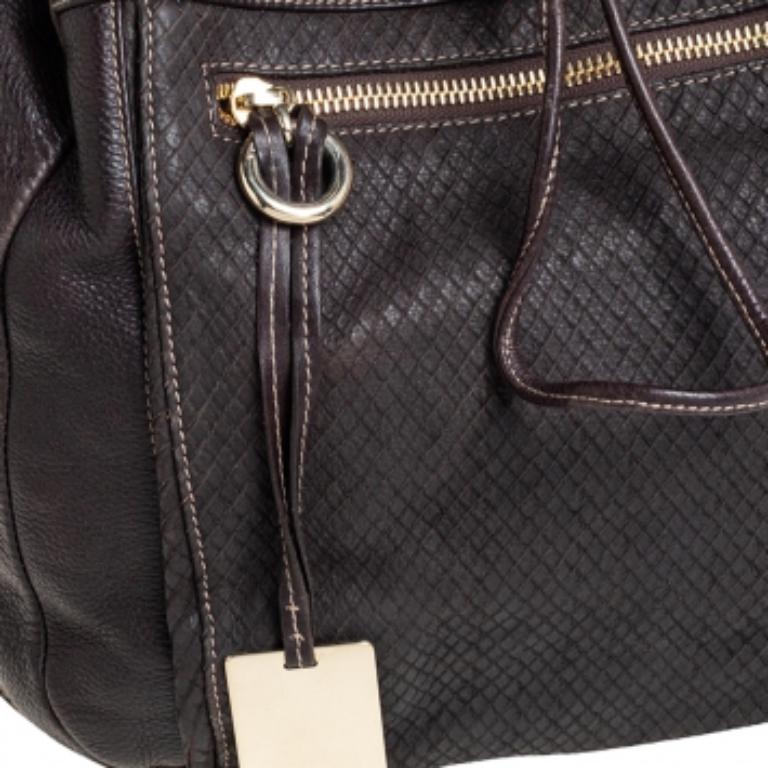 Furla Dark Brown Leather Drawstring Hobo In Fair Condition For Sale In Dubai, Al Qouz 2